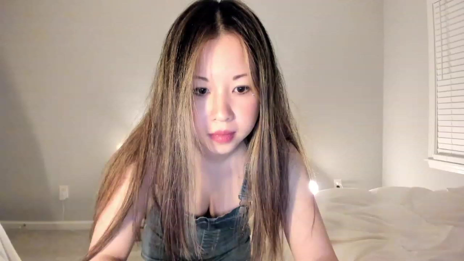Gallery image thumbnail from daisypi3's myfreecams stream on, 04/14/2023, 02:51 image 4 of 20