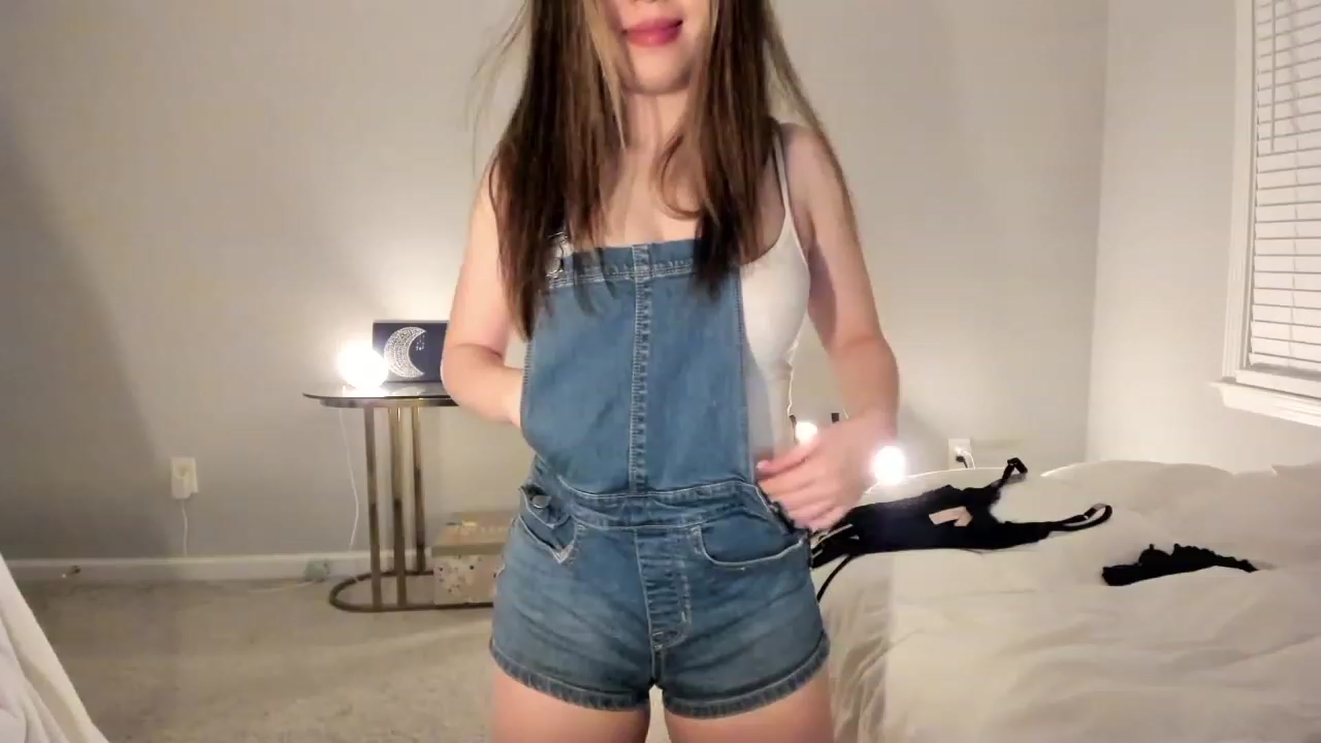 Gallery image thumbnail from daisypi3's myfreecams stream on, 04/14/2023, 04:43 image 12 of 20