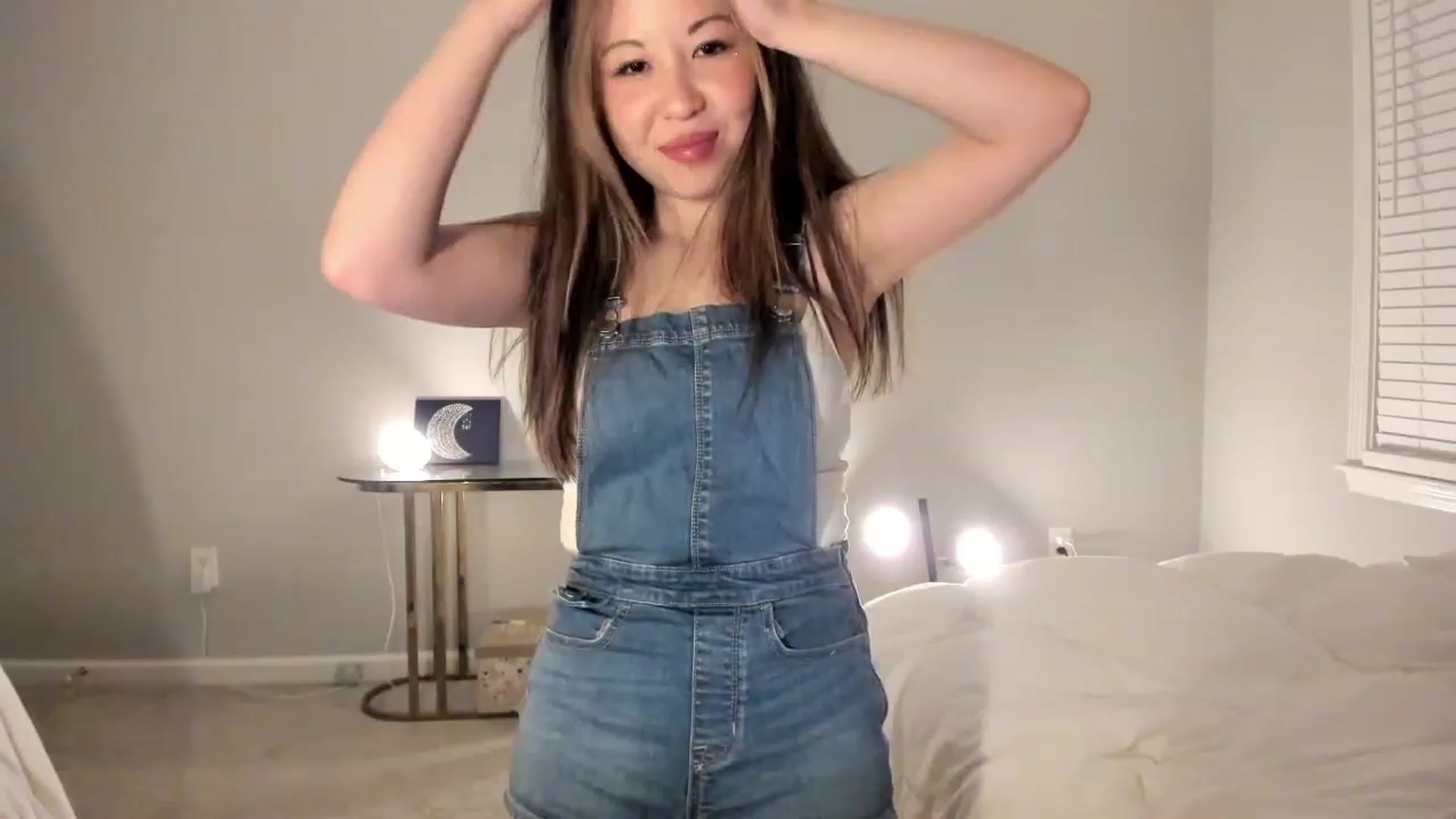 Gallery image thumbnail from daisypi3's myfreecams stream on, 04/14/2023, 04:43 image 5 of 20