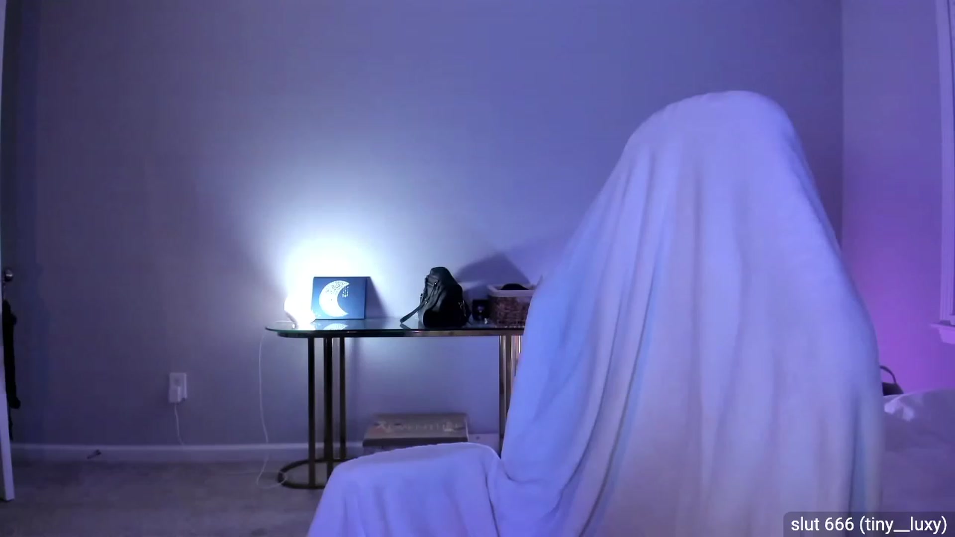 Gallery image thumbnail from daisypi3's myfreecams stream on, 05/04/2023, 04:19 image 18 of 20