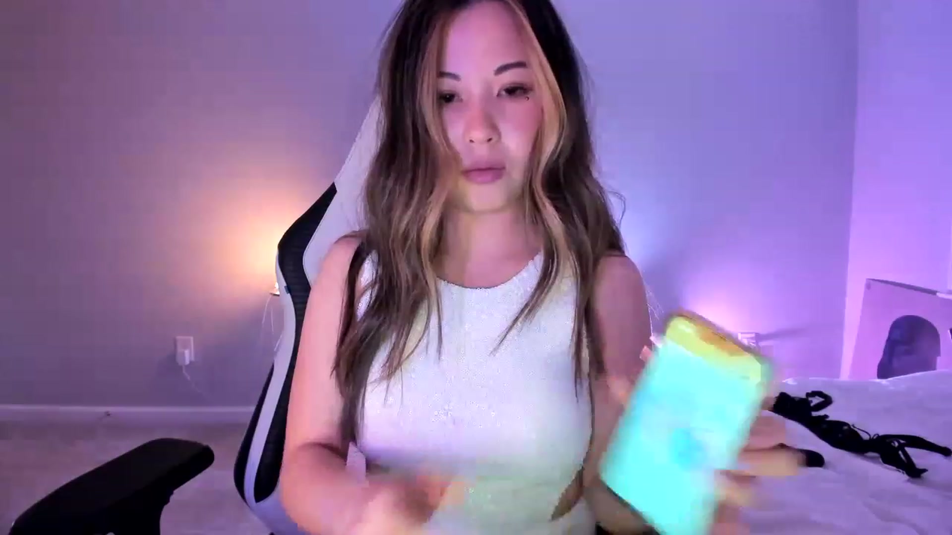 Gallery image thumbnail from daisyy_'s myfreecams stream on, 05/20/2023, 06:28 image 6 of 20