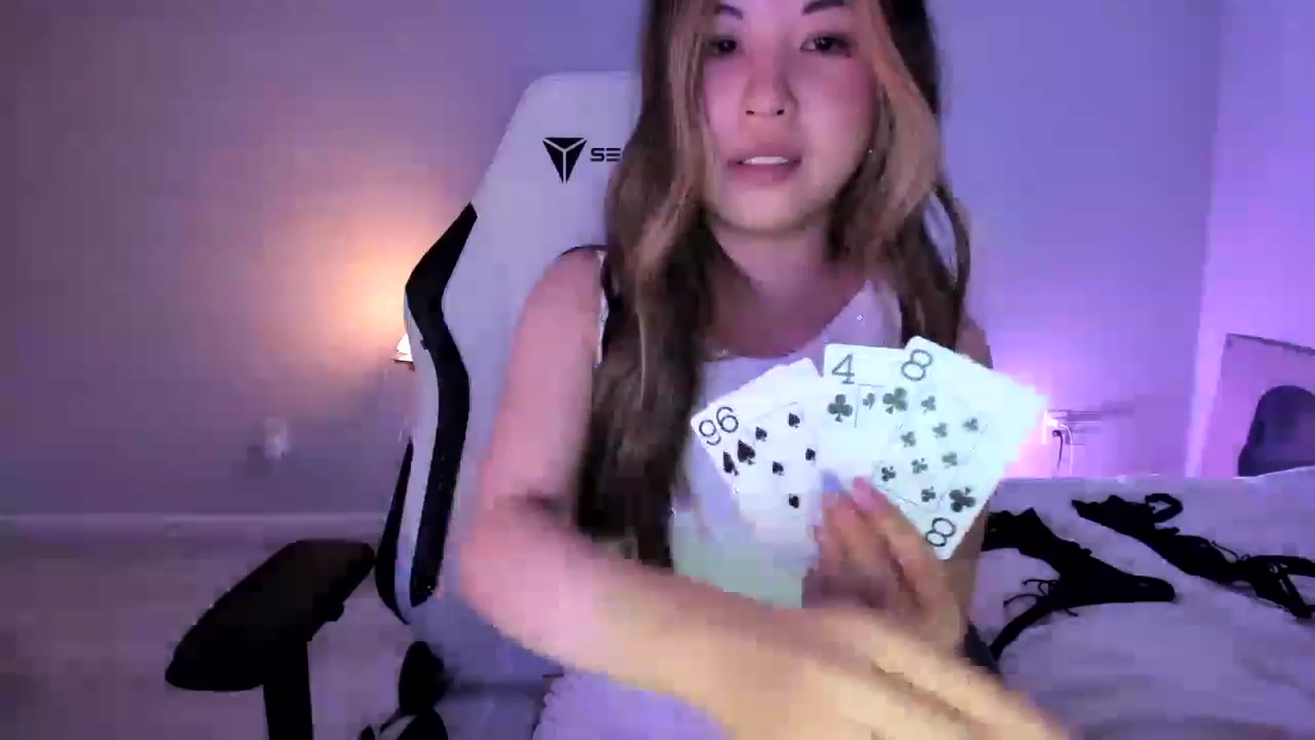 Gallery image thumbnail from daisyy_'s myfreecams stream on, 05/20/2023, 06:28 image 14 of 20