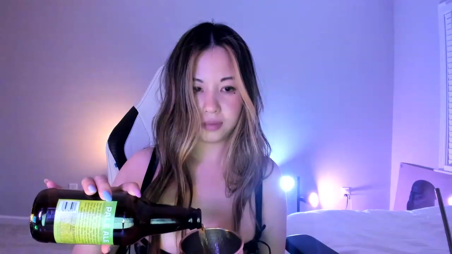 Gallery image thumbnail from daisyy_'s myfreecams stream on, 05/20/2023, 07:48 image 4 of 20
