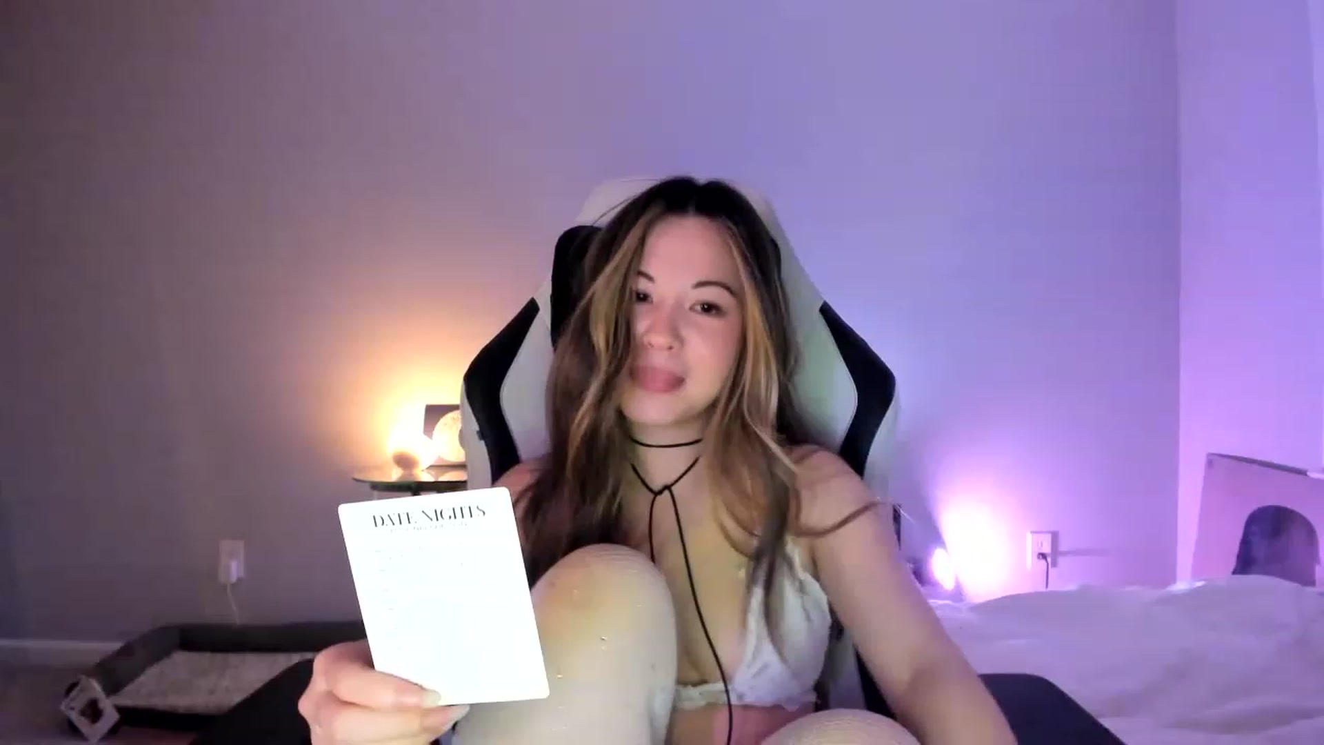 Gallery image thumbnail from daisyy_'s myfreecams stream on, 05/26/2023, 06:40 image 7 of 20