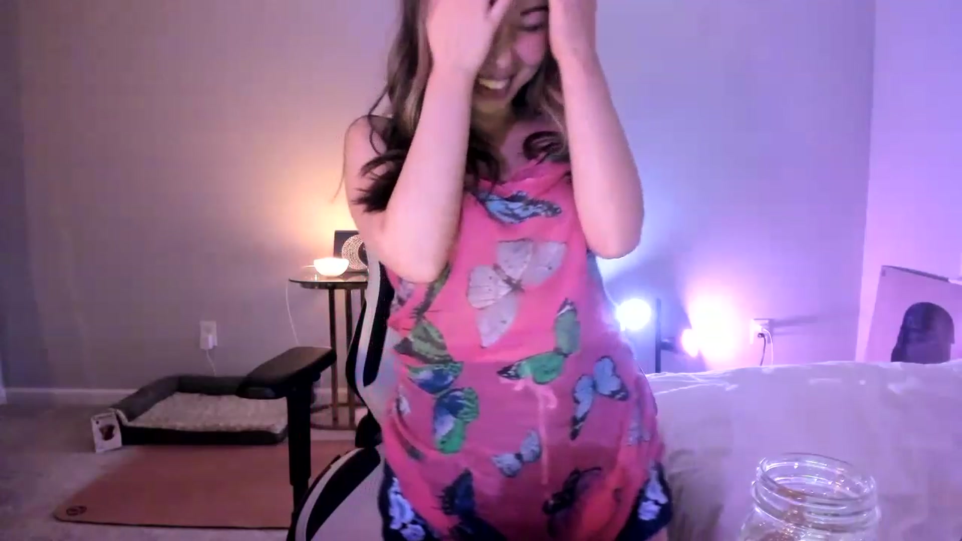 Gallery image thumbnail from daisyy_'s myfreecams stream on, 05/27/2023, 04:53 image 16 of 20