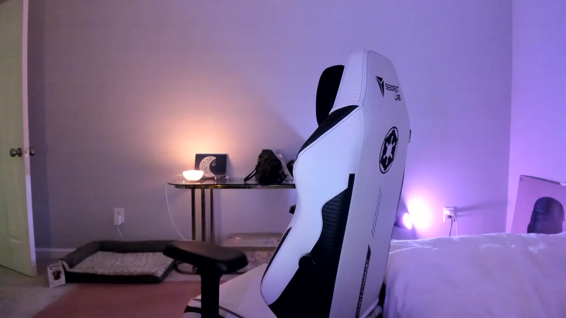 Gallery image thumbnail from daisyy_'s myfreecams stream on, 05/27/2023, 07:21 image 1 of 20