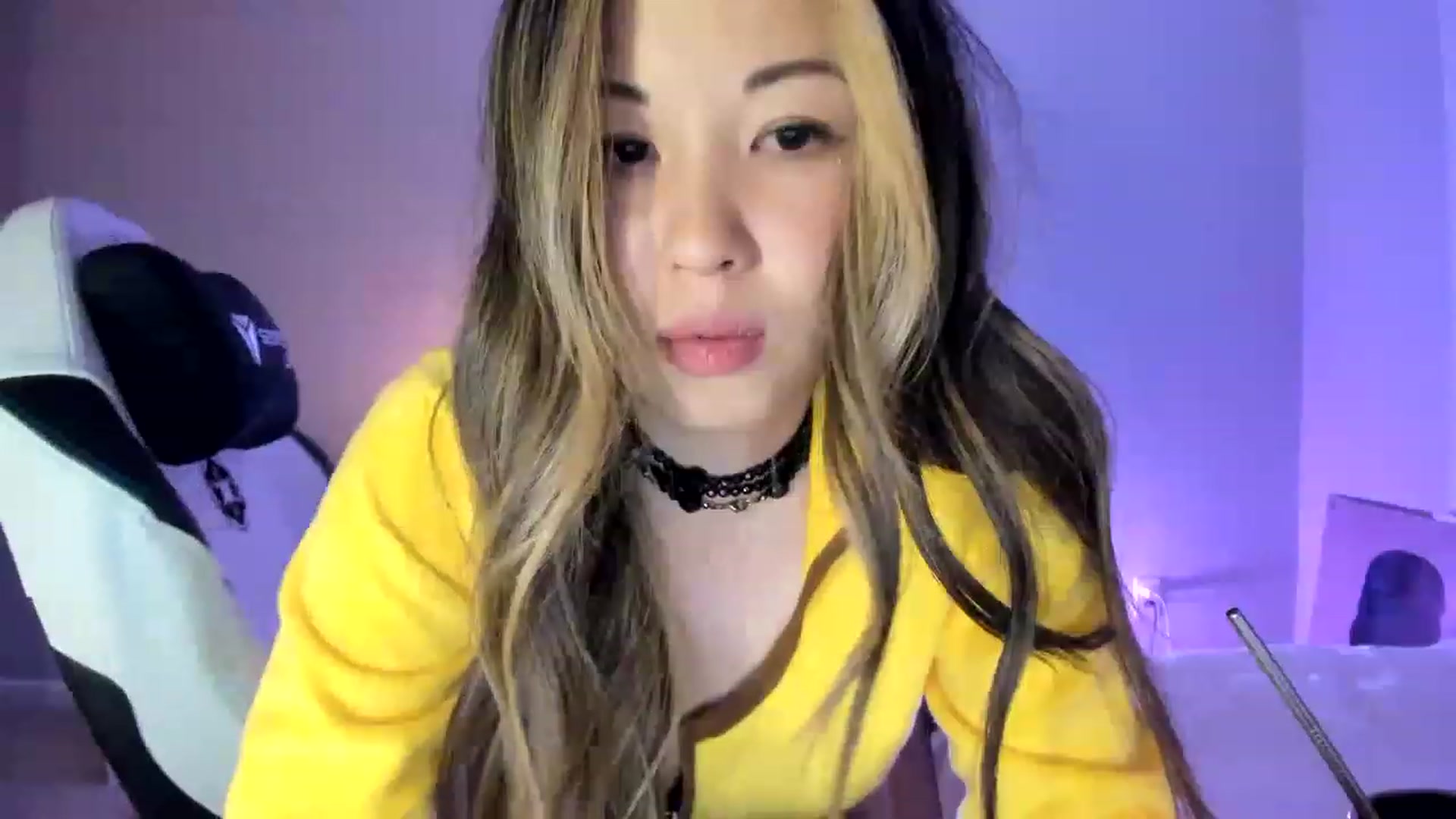 Gallery image thumbnail from daisyy_'s myfreecams stream on, 05/27/2023, 07:21 image 8 of 20
