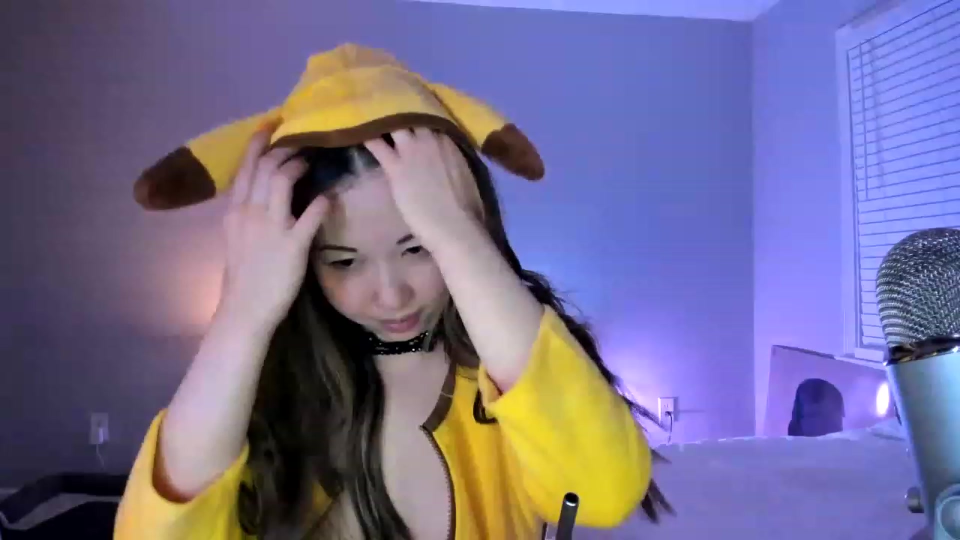 Gallery image thumbnail from daisyy_'s myfreecams stream on, 05/27/2023, 08:23 image 9 of 20