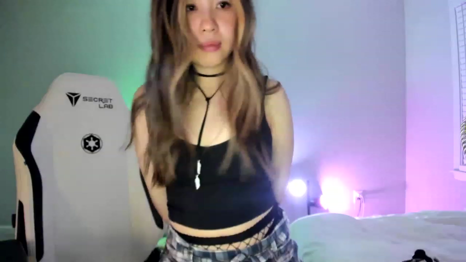 Gallery image thumbnail from daisyy_'s myfreecams stream on, 06/01/2023, 05:18 image 20 of 20