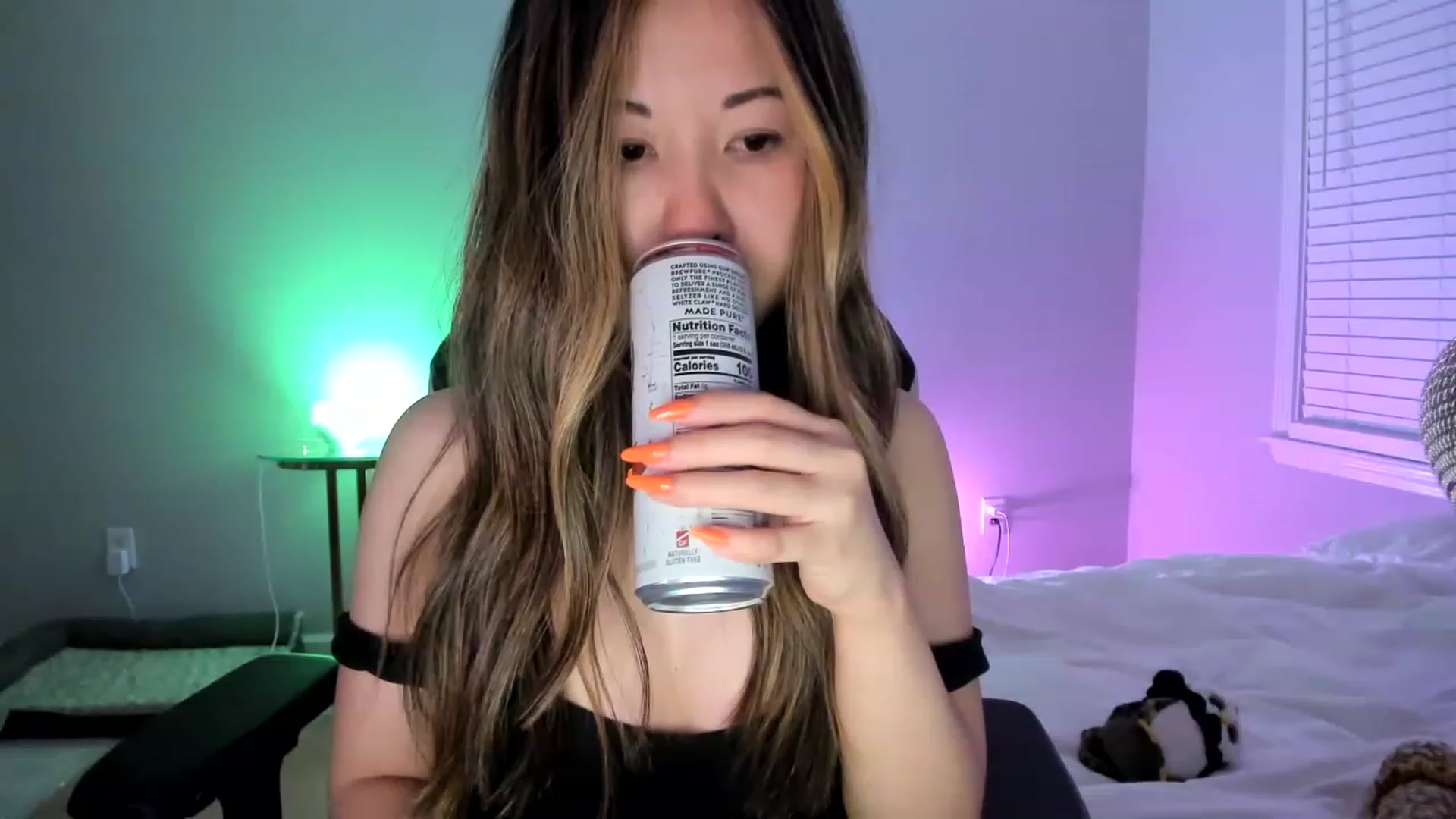 Gallery image thumbnail from daisyy_'s myfreecams stream on, 06/01/2023, 09:42 image 19 of 20