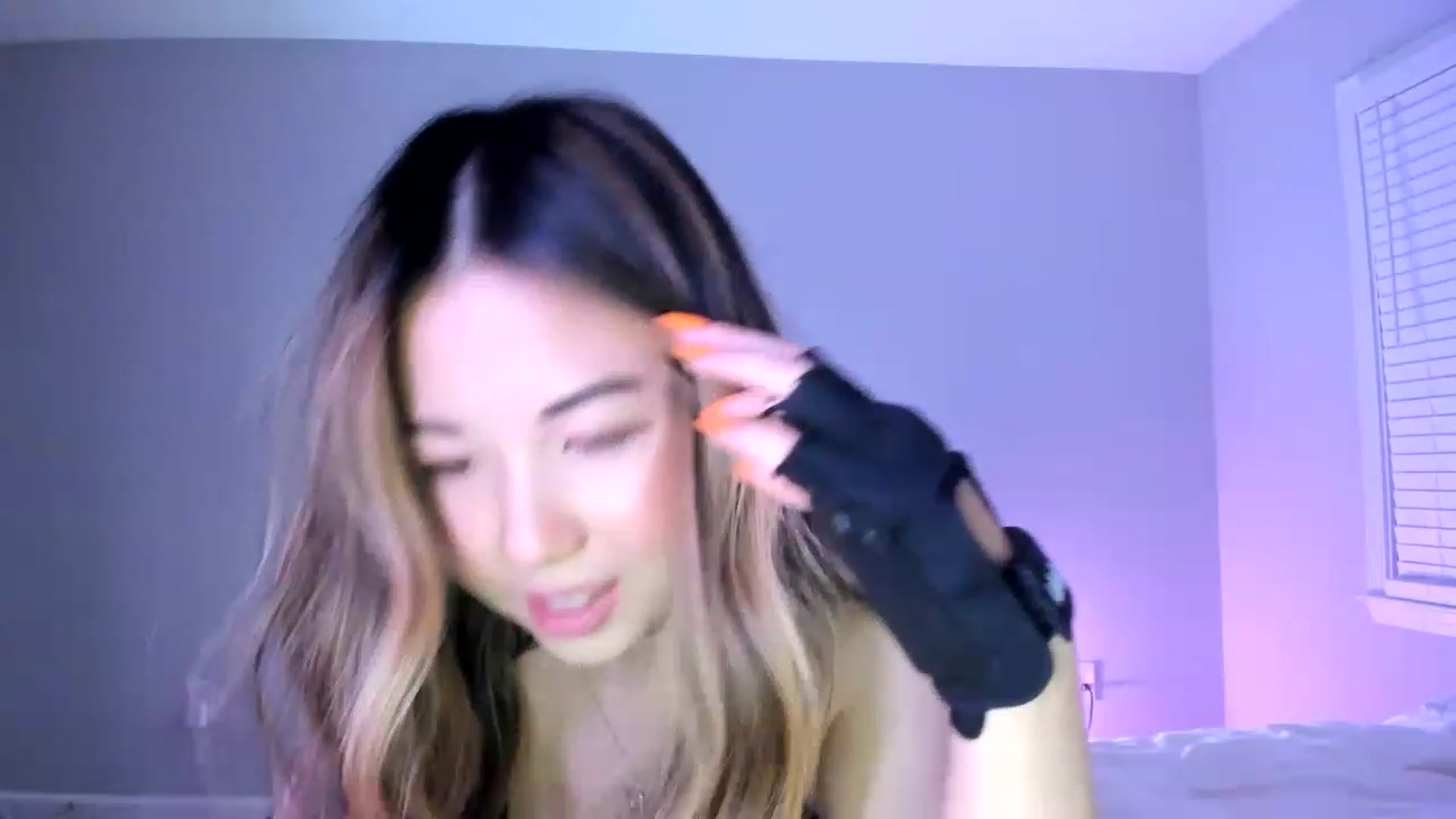 Gallery image thumbnail from daisyy_'s myfreecams stream on, 06/03/2023, 05:01 image 8 of 20