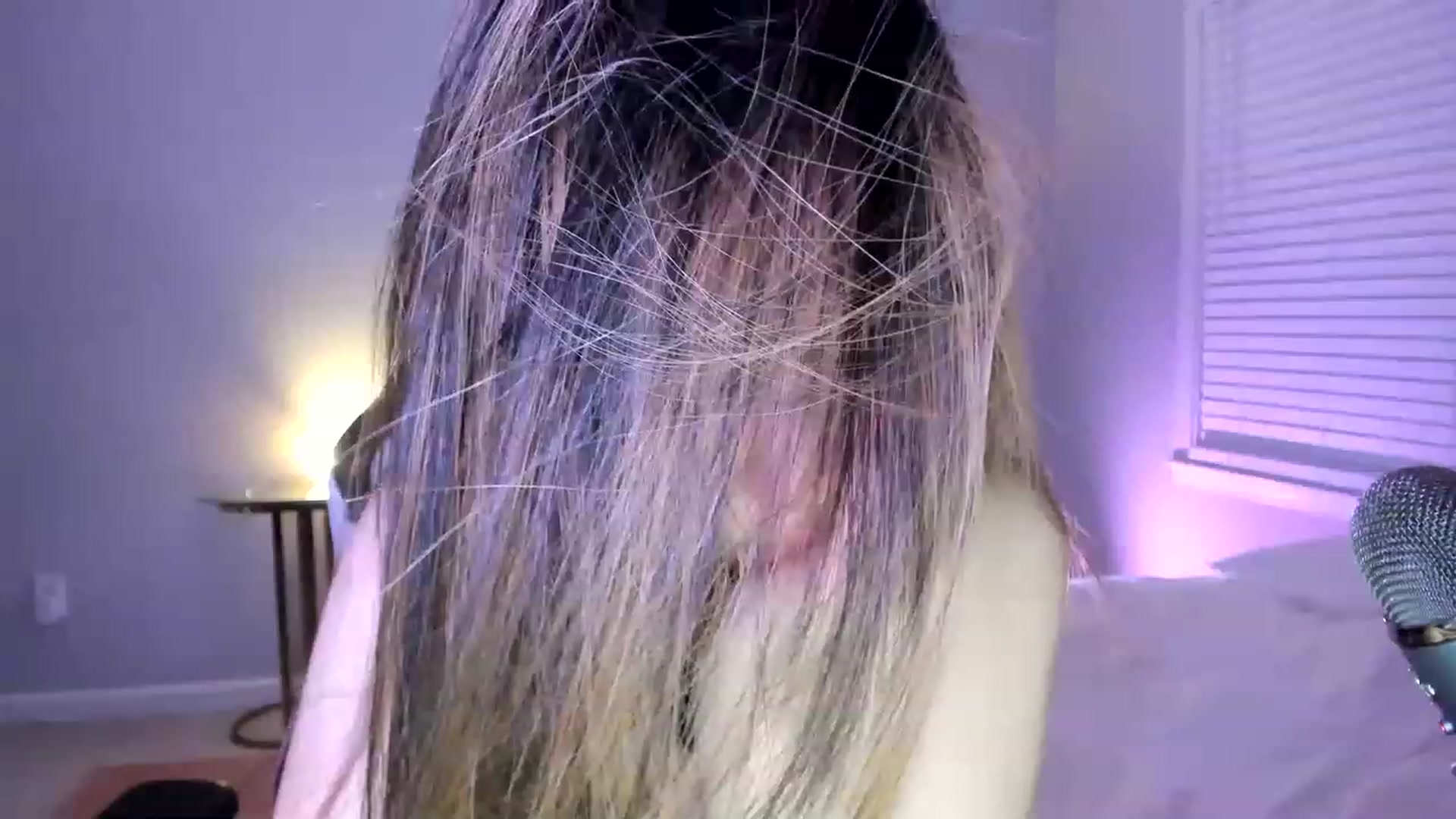 Gallery image thumbnail from daisyy_'s myfreecams stream on, 06/18/2023, 10:18 image 9 of 20