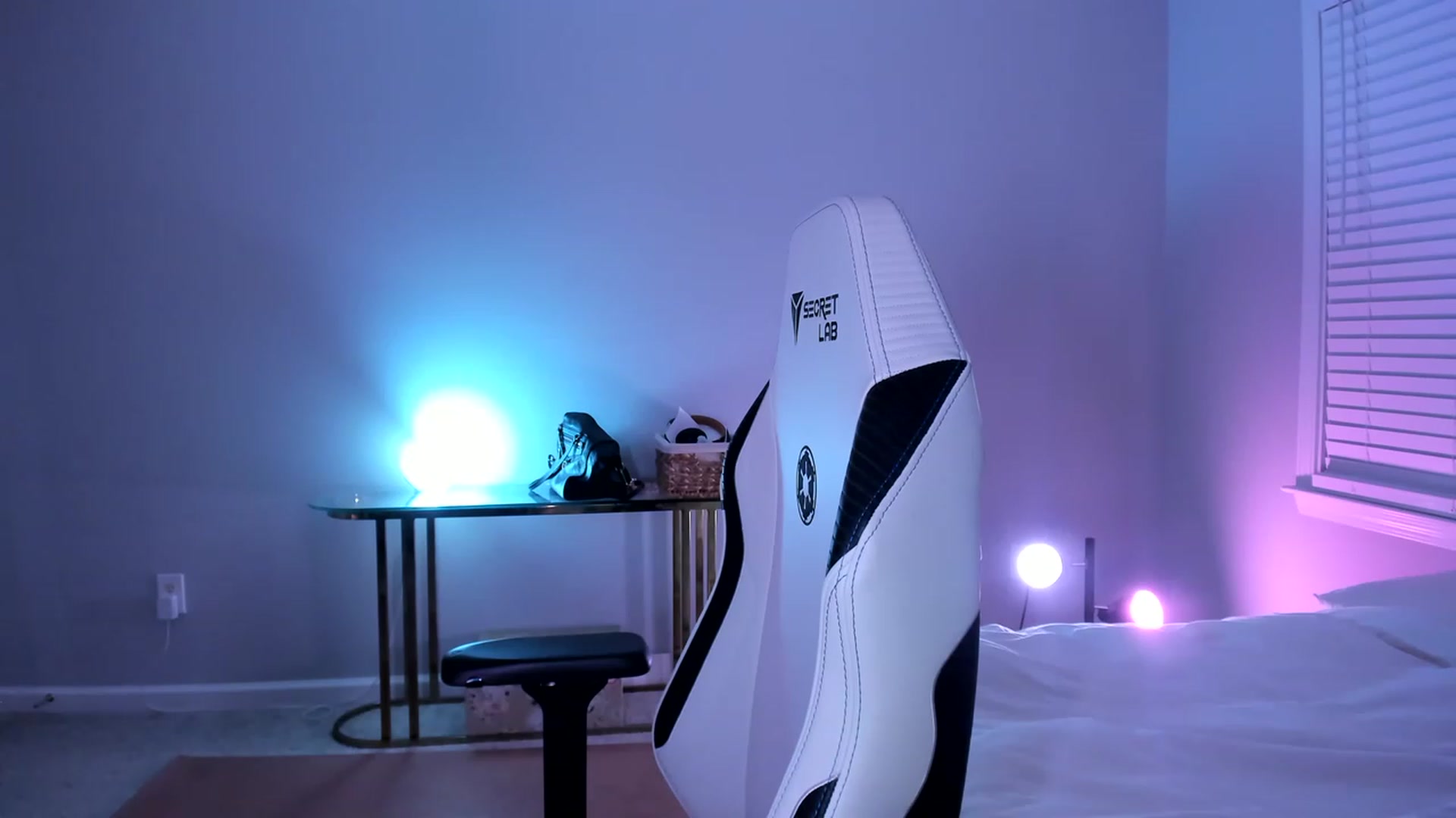 Gallery image thumbnail from daisyy_'s myfreecams stream on, 06/21/2023, 08:15 image 18 of 20