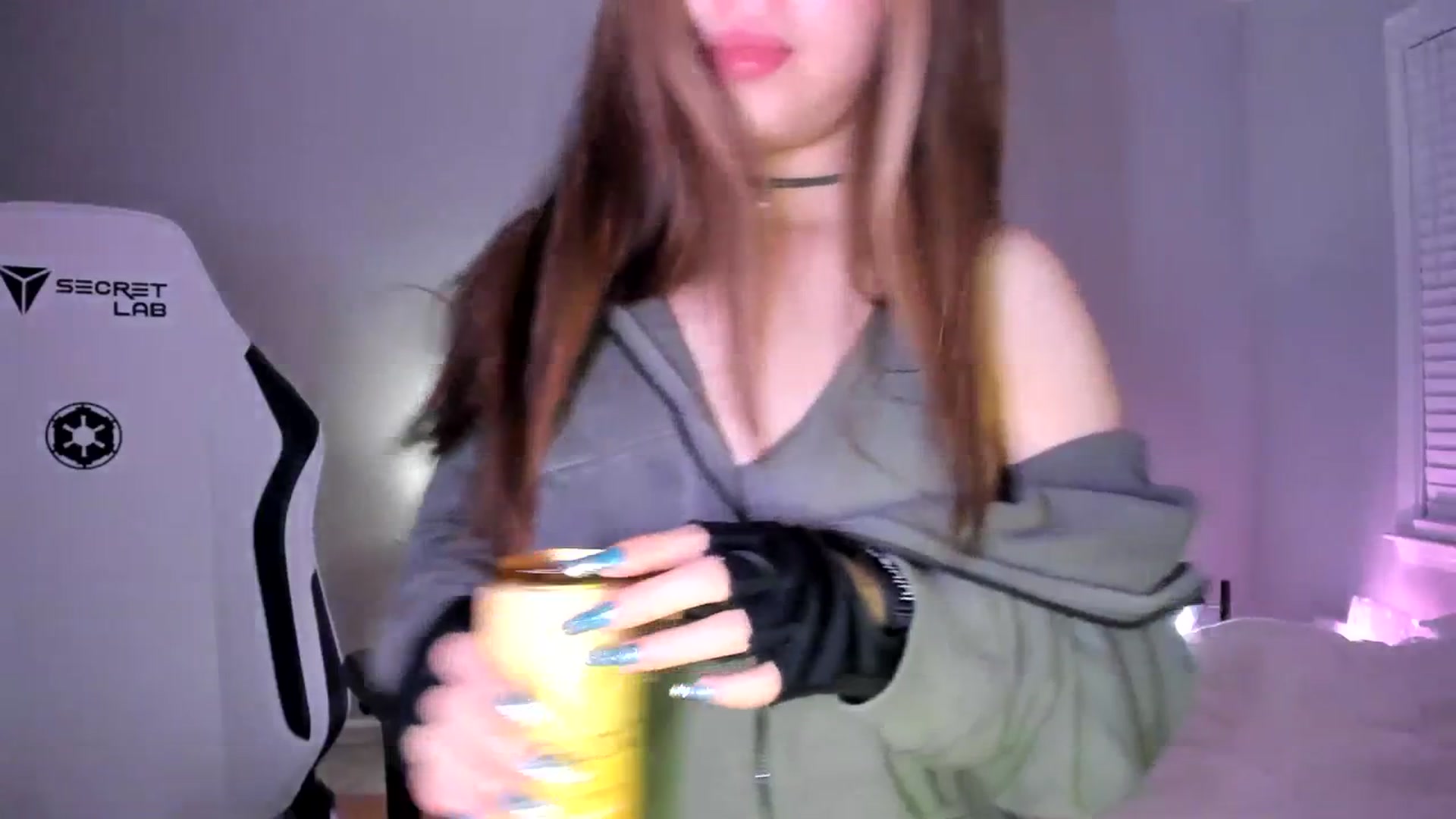 Gallery image thumbnail from daisyy_'s myfreecams stream on, 07/09/2023, 05:21 image 12 of 20