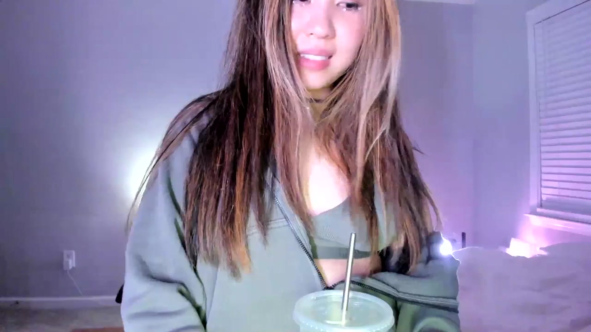 Gallery image thumbnail from daisyy_'s myfreecams stream on, 07/09/2023, 06:55 image 11 of 20