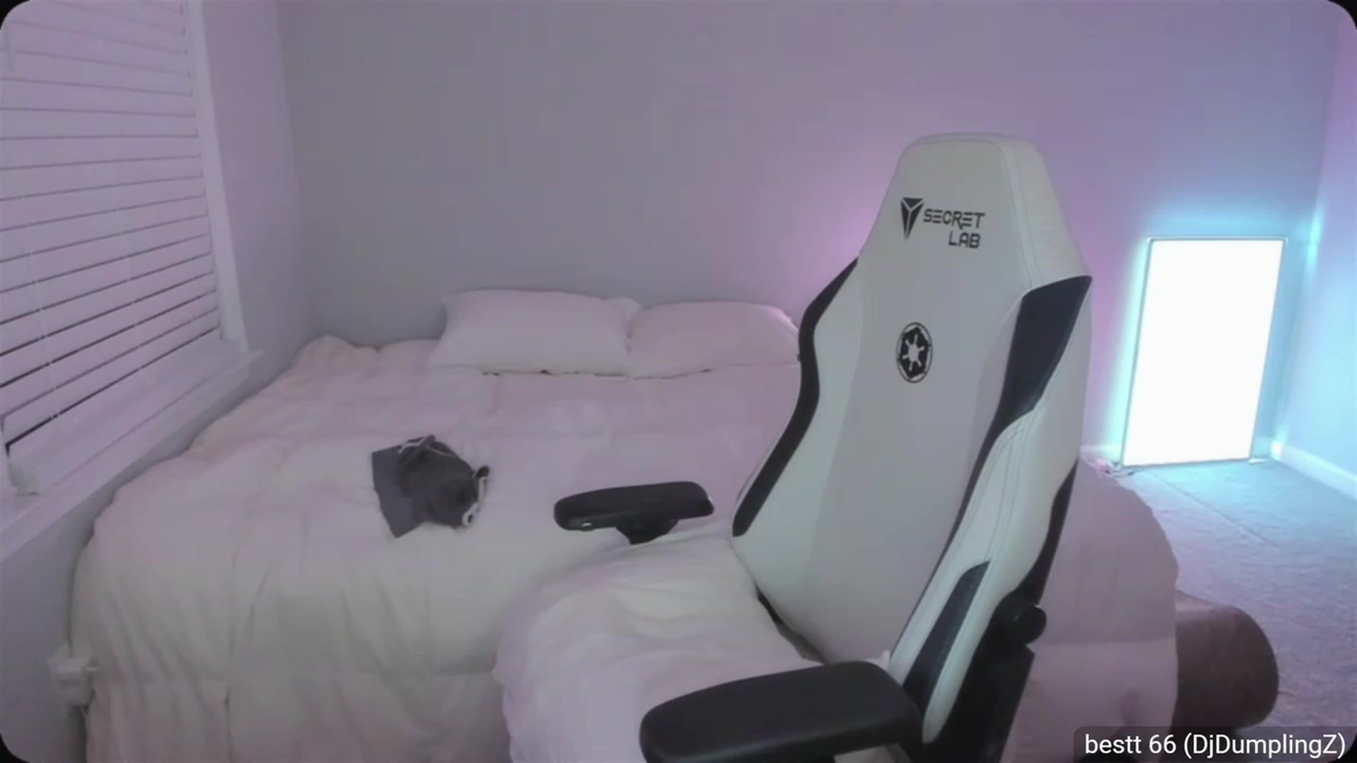 Gallery image thumbnail from daisyy_'s myfreecams stream on, 07/18/2023, 07:28 image 13 of 20