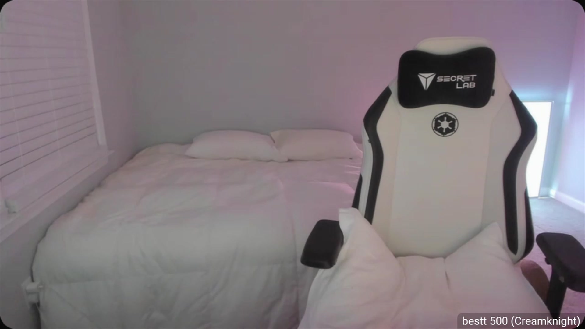 Gallery image thumbnail from daisyy_'s myfreecams stream on, 07/19/2023, 02:22 image 5 of 20
