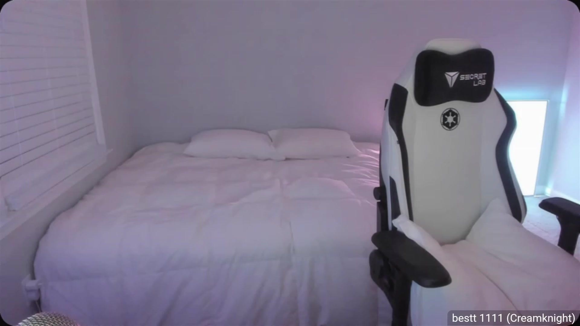 Gallery image thumbnail from daisyy_'s myfreecams stream on, 07/19/2023, 03:52 image 2 of 20