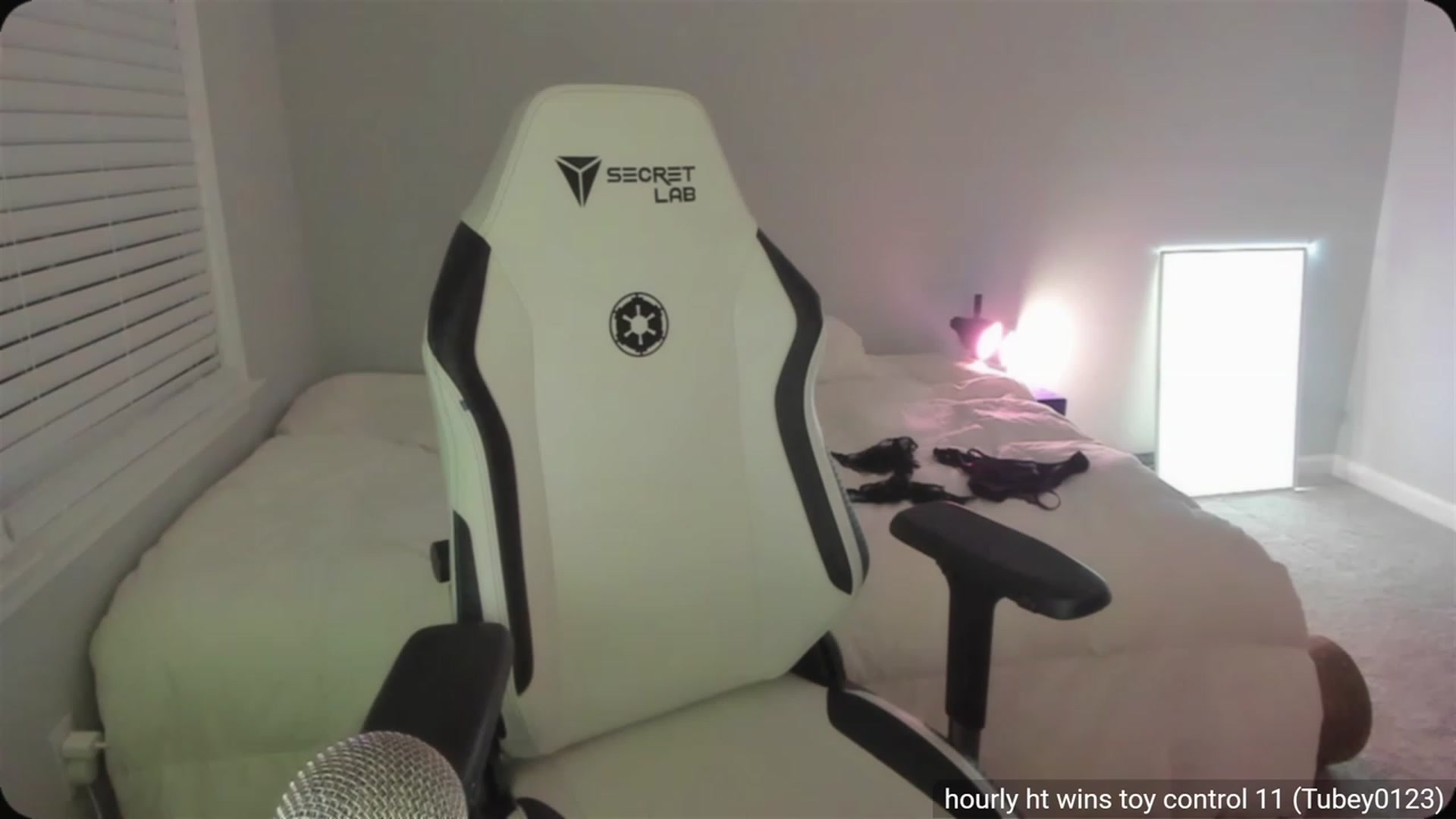 Gallery image thumbnail from daisyy_'s myfreecams stream on, 07/24/2023, 05:44 image 11 of 20
