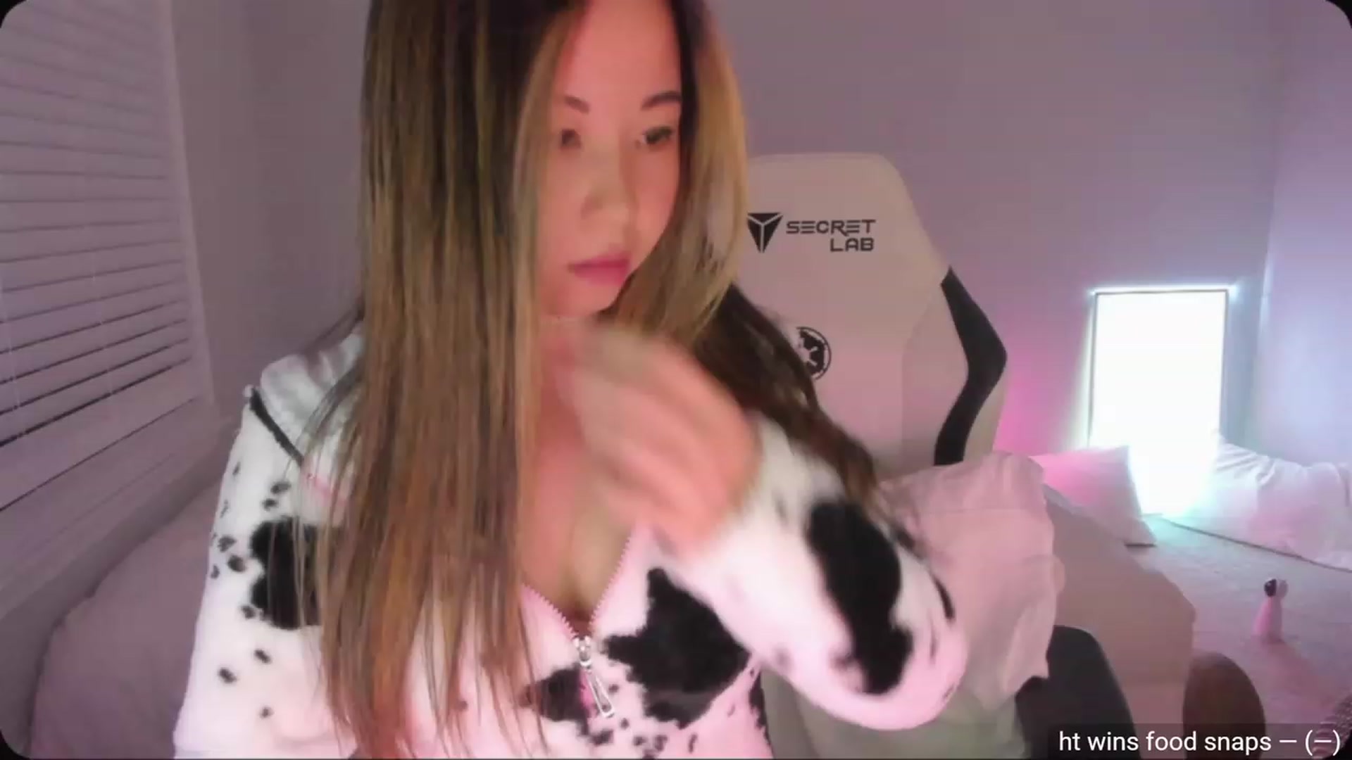Gallery image thumbnail from daisyy_'s myfreecams stream on, 07/27/2023, 02:22 image 3 of 20