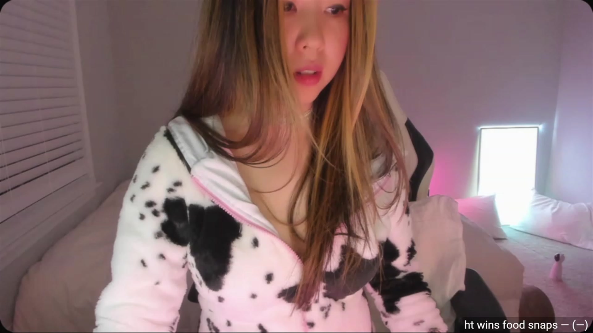 Gallery image thumbnail from daisyy_'s myfreecams stream on, 07/27/2023, 02:22 image 8 of 20