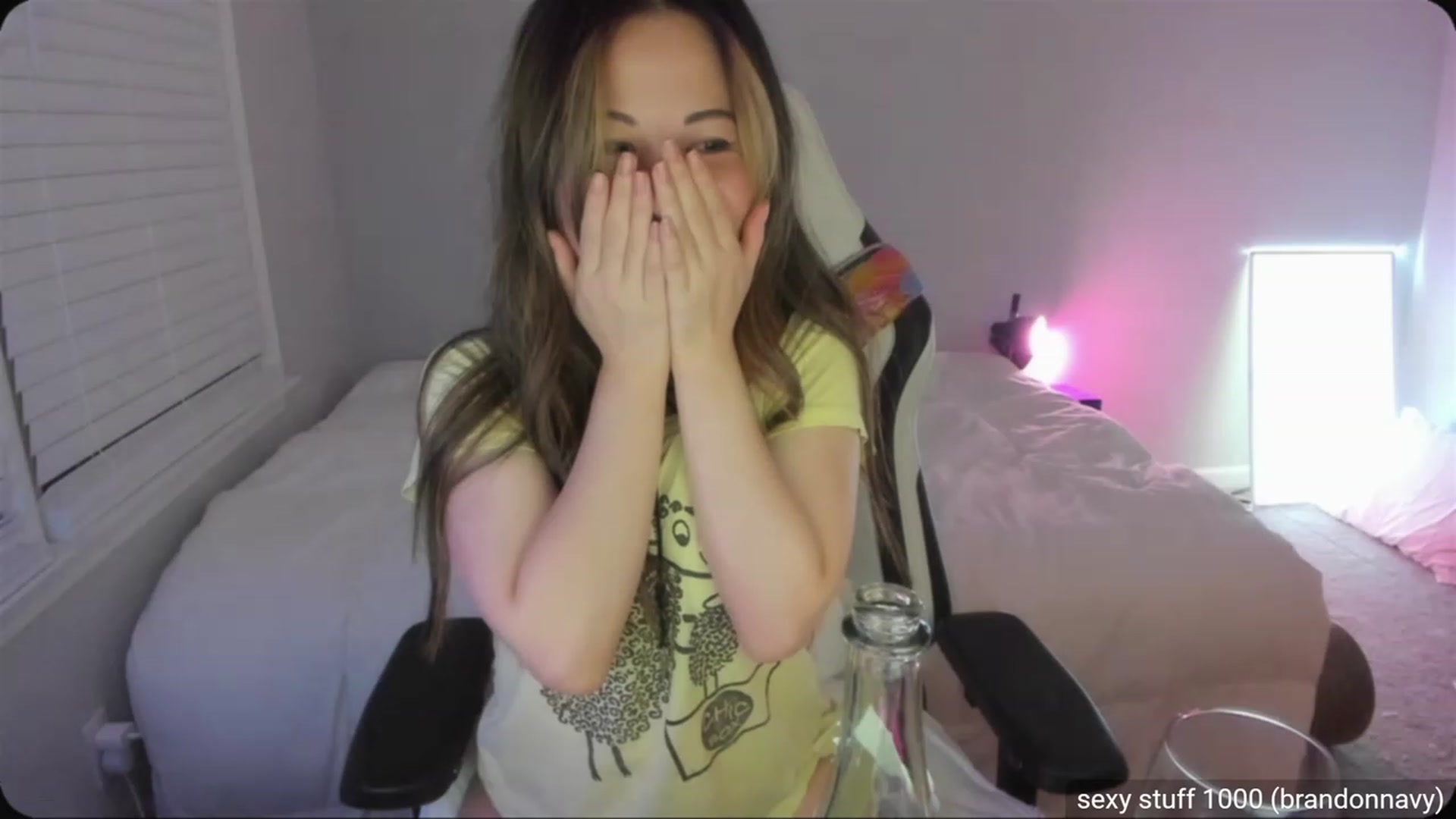 Gallery image thumbnail from daisyy_'s myfreecams stream on, 07/29/2023, 04:15 image 16 of 20