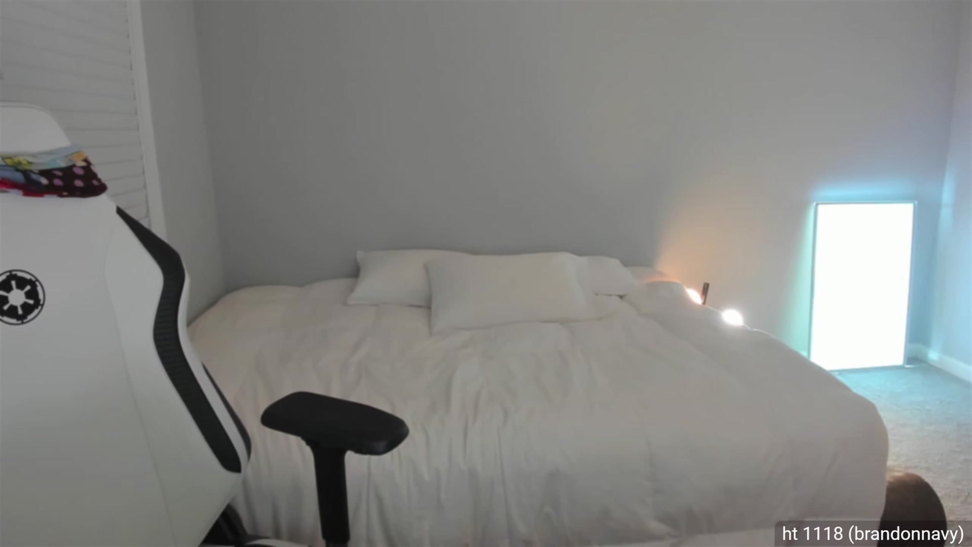 Gallery image thumbnail from daisyy_'s myfreecams stream on, 08/06/2023, 03:05 image 15 of 20