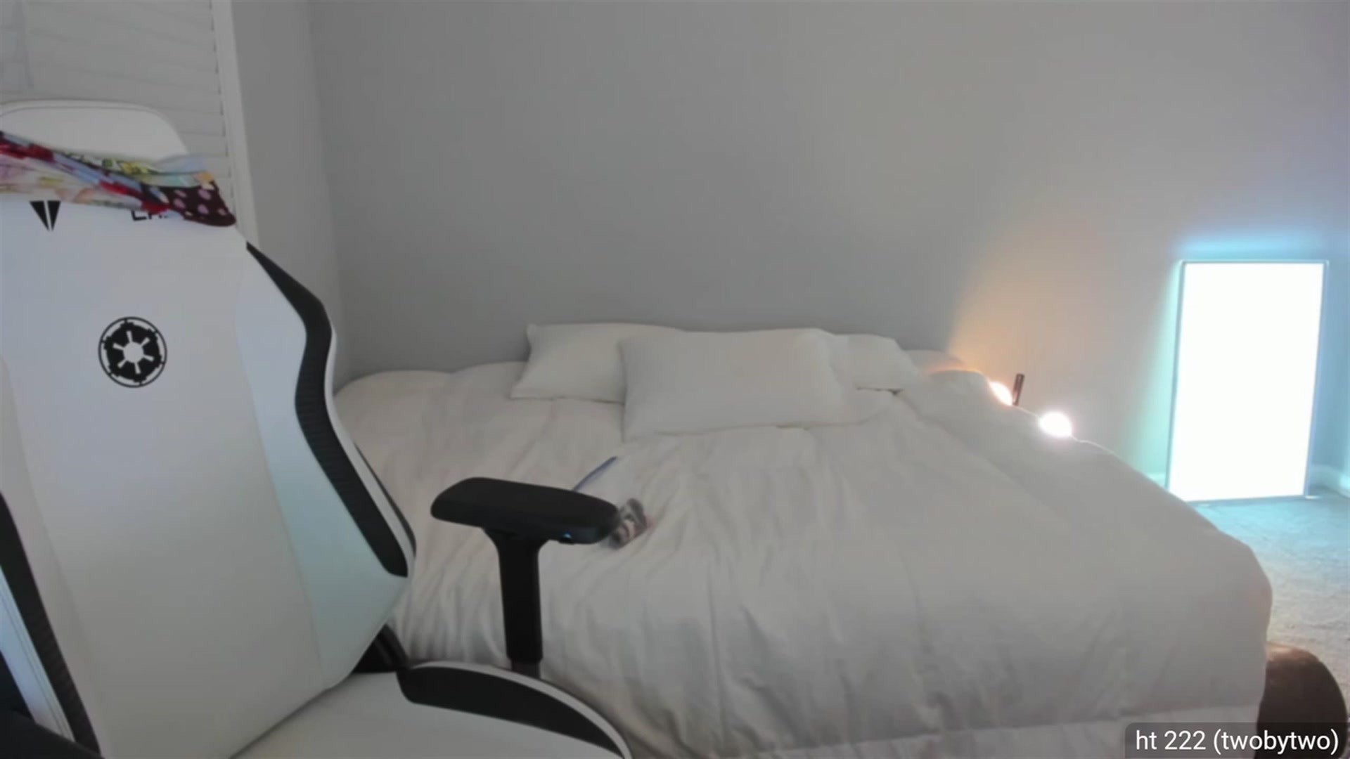 Gallery image thumbnail from daisyy_'s myfreecams stream on, 08/06/2023, 08:00 image 13 of 20