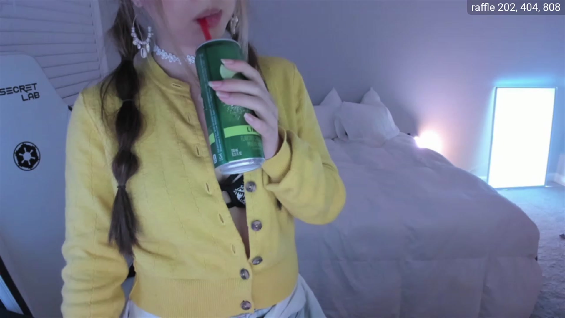 Gallery image thumbnail from daisyy_'s myfreecams stream on, 08/15/2023, 03:38 image 1 of 20