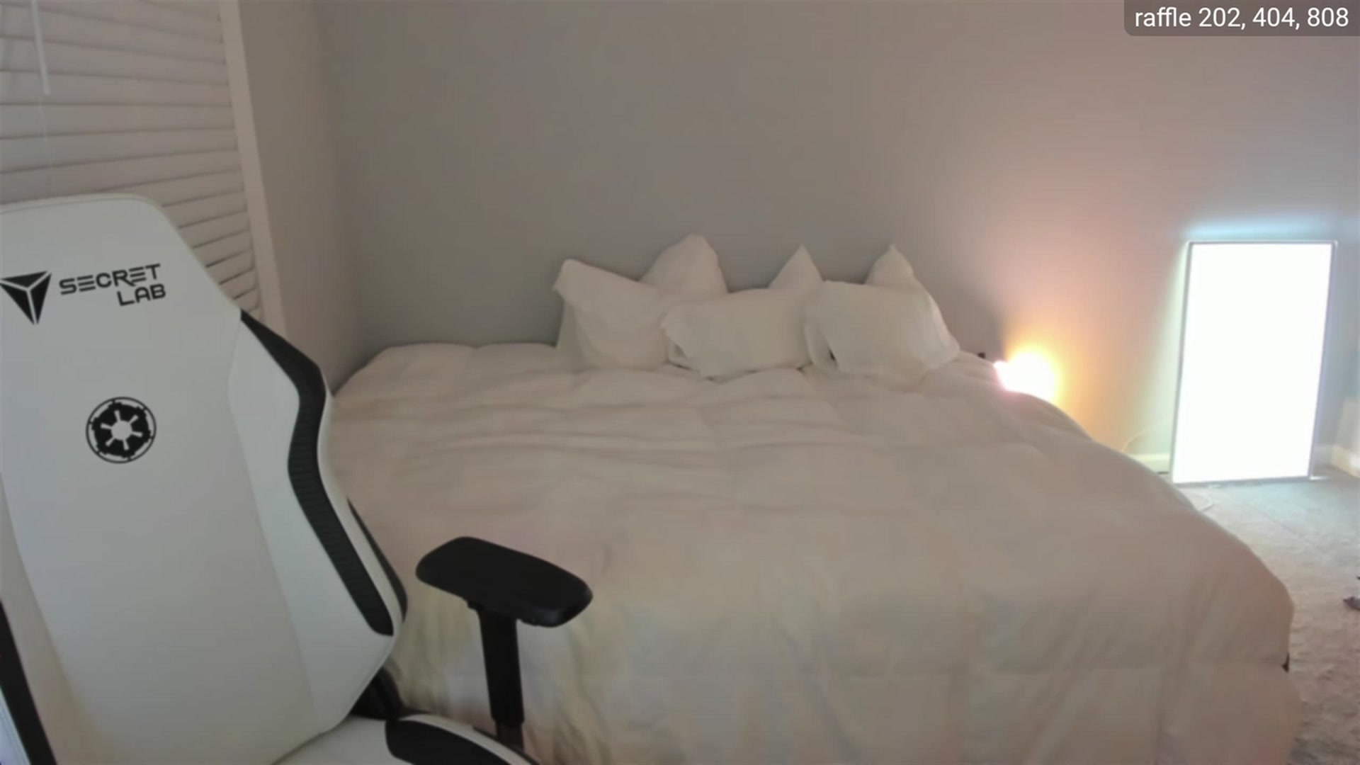 Gallery image thumbnail from daisyy_'s myfreecams stream on, 08/15/2023, 03:38 image 7 of 20