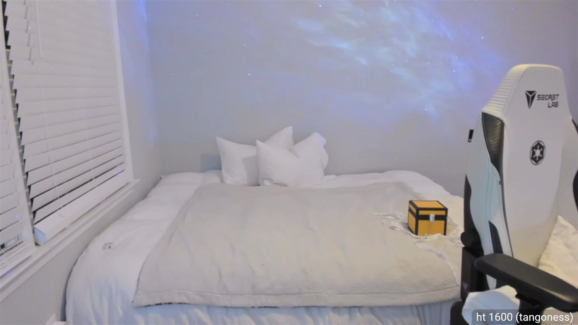 Gallery image thumbnail from daisyy_'s myfreecams stream on, 08/18/2023, 05:35 image 16 of 20
