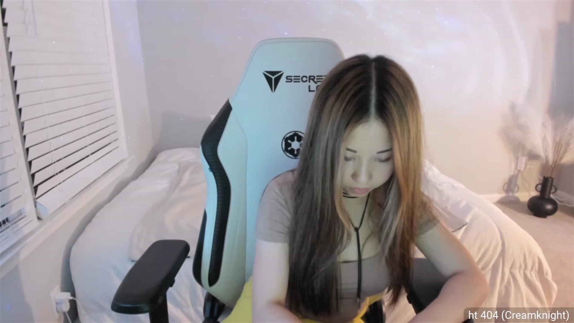 Gallery image thumbnail from daisyy_'s myfreecams stream on, 08/19/2023, 01:36 image 10 of 20