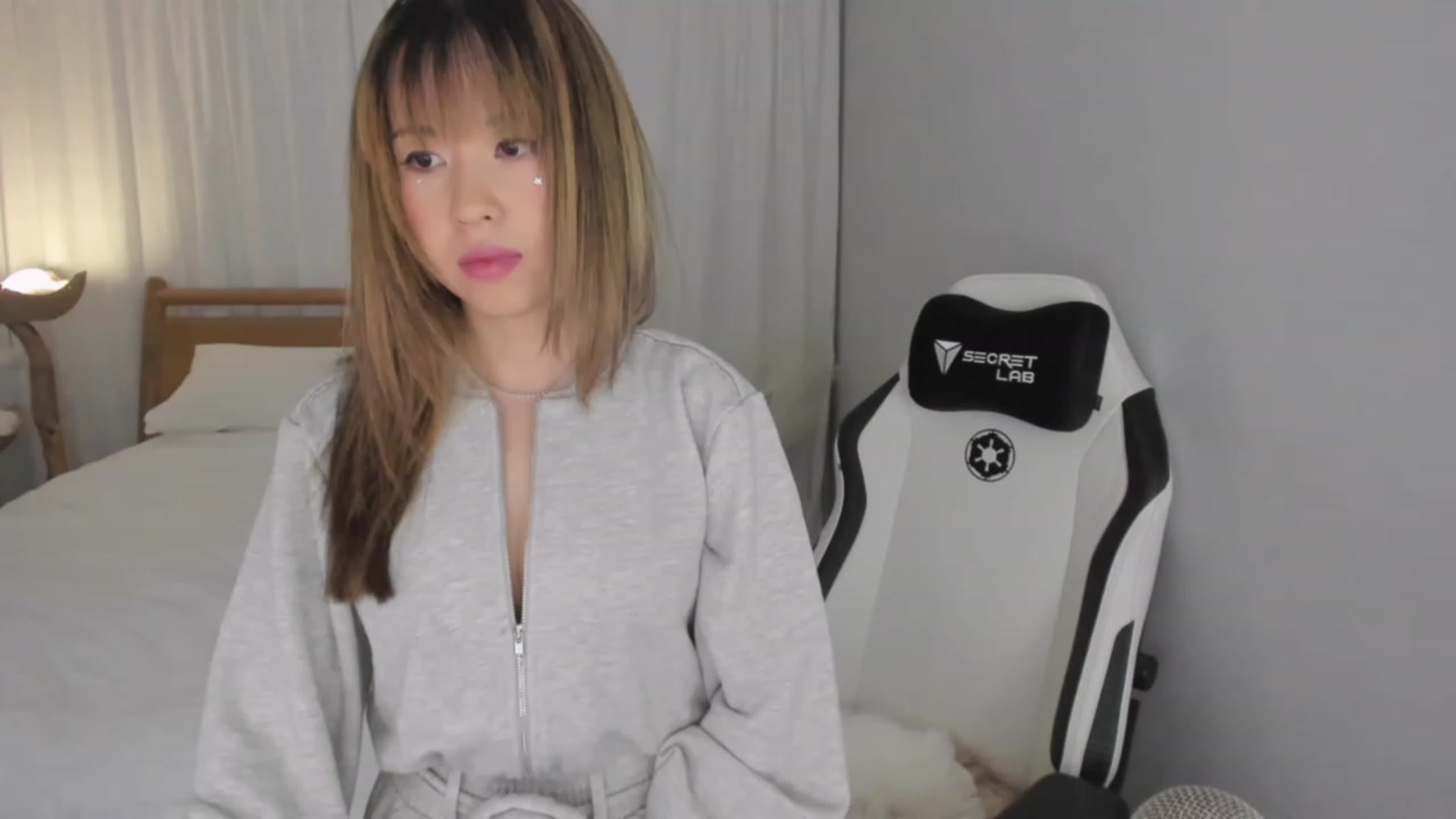 Gallery image thumbnail from daisyy_'s myfreecams stream on, 12/16/2023, 05:32 image 8 of 20