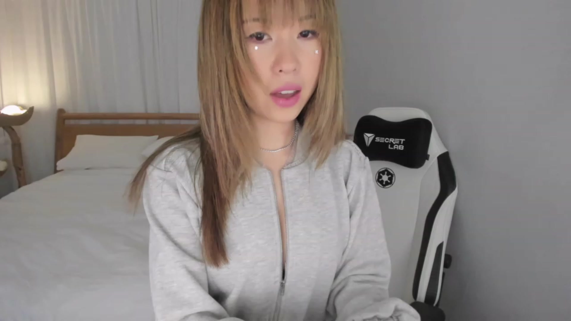 Gallery image thumbnail from daisyy_'s myfreecams stream on, 12/16/2023, 05:32 image 2 of 20