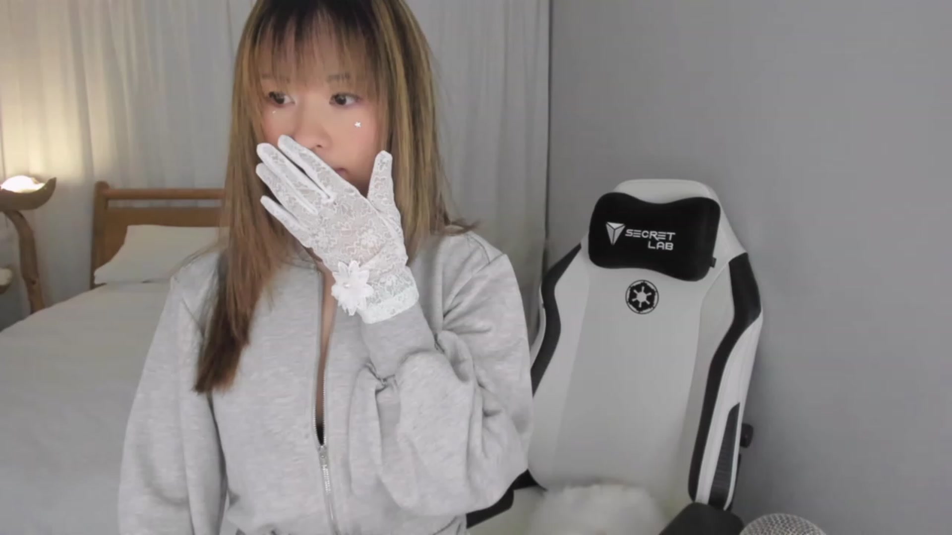 Gallery image thumbnail from daisyy_'s myfreecams stream on, 12/16/2023, 05:32 image 7 of 20