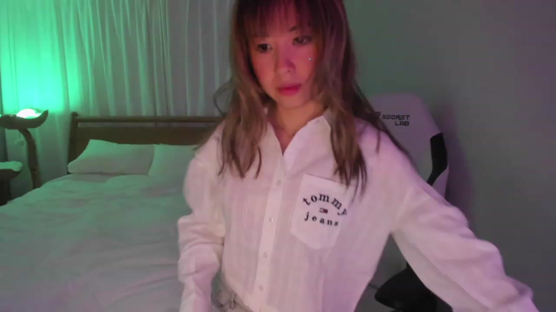 Gallery image thumbnail from daisyy_'s myfreecams stream on, 12/17/2023, 05:11 image 1 of 20
