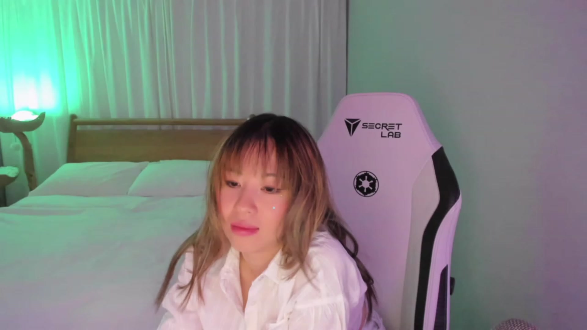 Gallery image thumbnail from daisyy_'s myfreecams stream on, 12/17/2023, 05:11 image 20 of 20