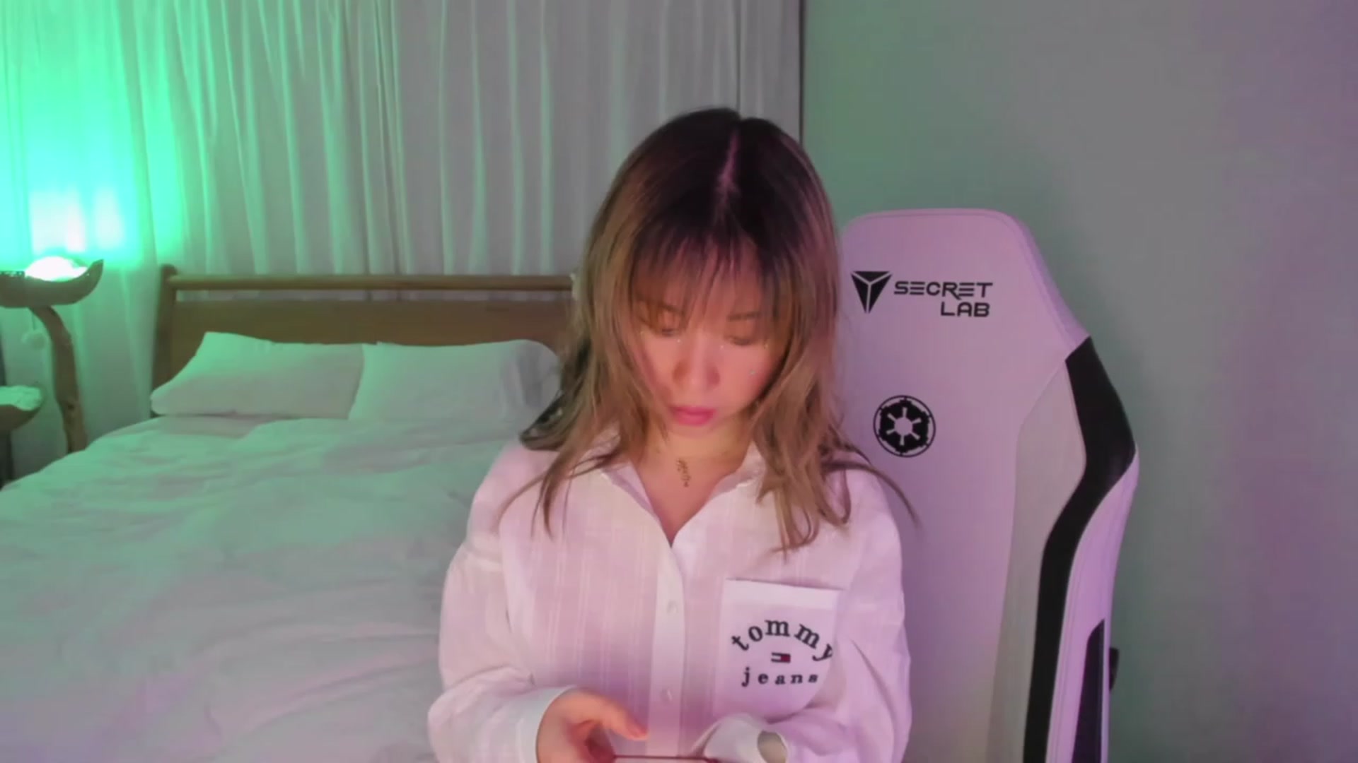 Gallery image thumbnail from daisyy_'s myfreecams stream on, 12/17/2023, 05:11 image 3 of 20