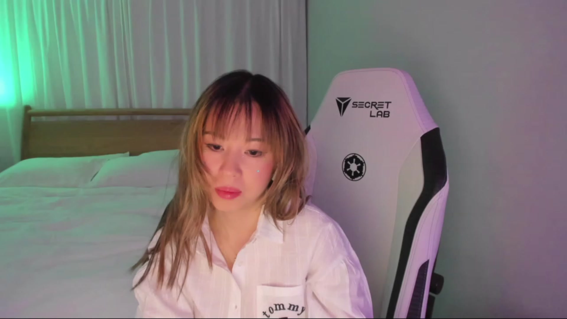Gallery image thumbnail from daisyy_'s myfreecams stream on, 12/17/2023, 07:02 image 4 of 20