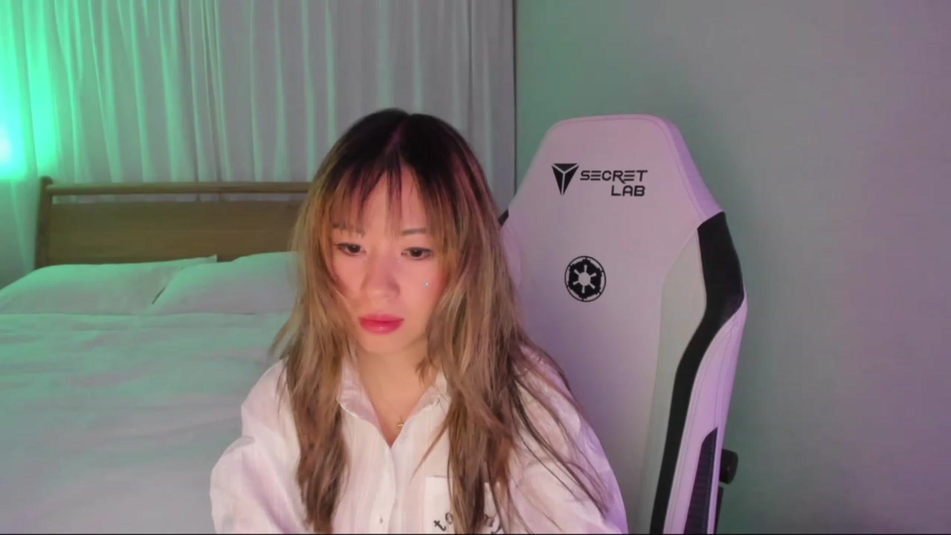 Gallery image thumbnail from daisyy_'s myfreecams stream on, 12/17/2023, 07:02 image 15 of 20