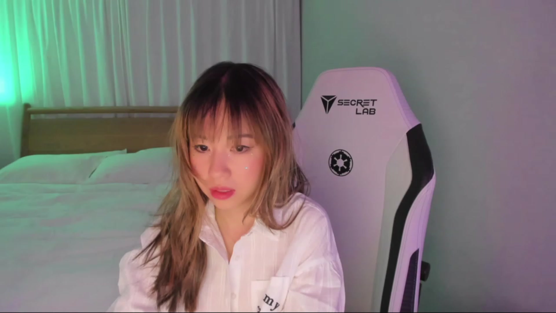 Gallery image thumbnail from daisyy_'s myfreecams stream on, 12/17/2023, 07:02 image 7 of 20