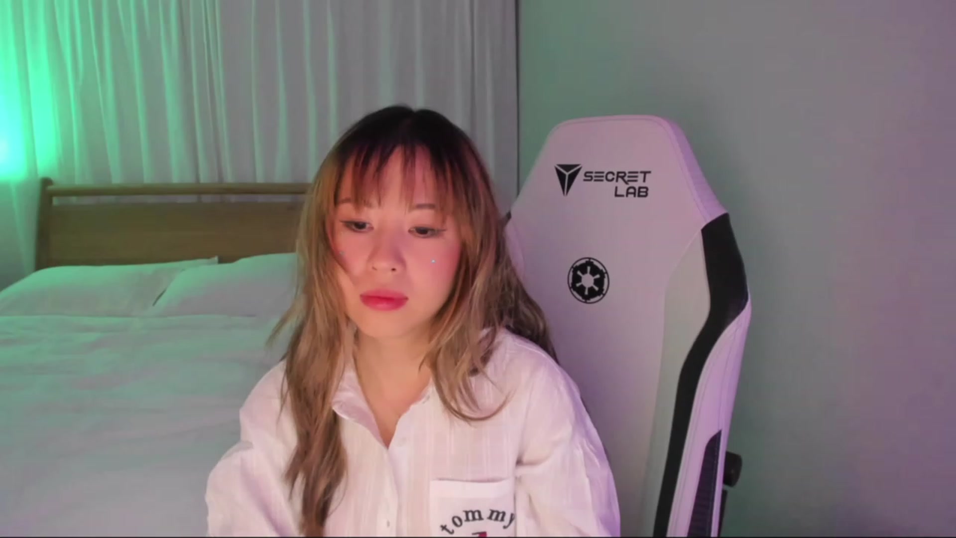 Gallery image thumbnail from daisyy_'s myfreecams stream on, 12/17/2023, 07:02 image 14 of 20