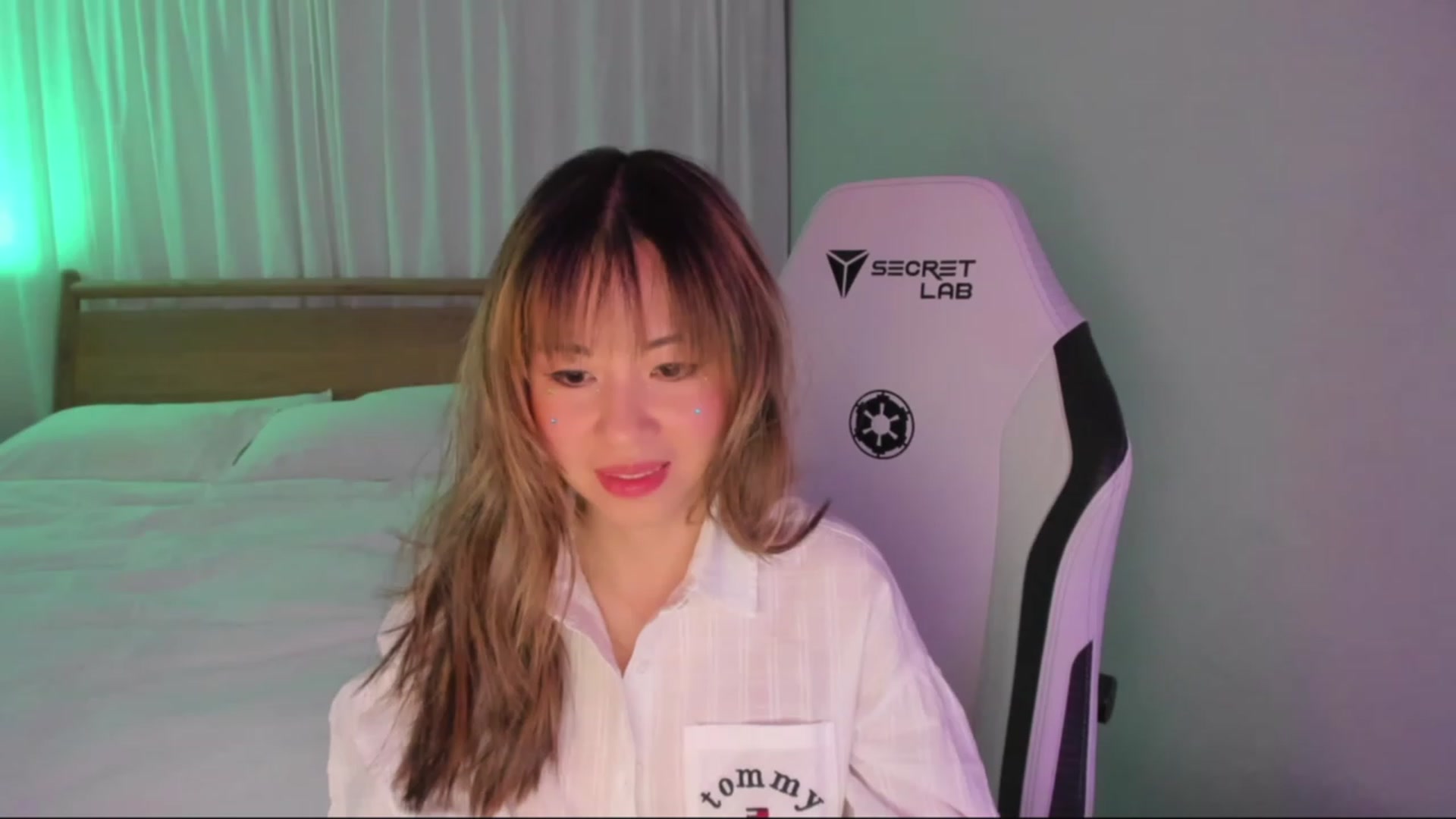 Gallery image thumbnail from daisyy_'s myfreecams stream on, 12/17/2023, 07:02 image 5 of 20