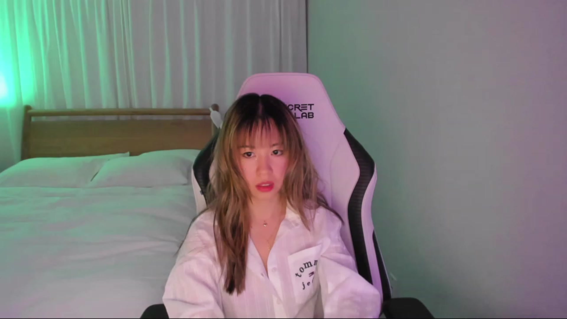 Gallery image thumbnail from daisyy_'s myfreecams stream on, 12/17/2023, 07:47 image 19 of 20