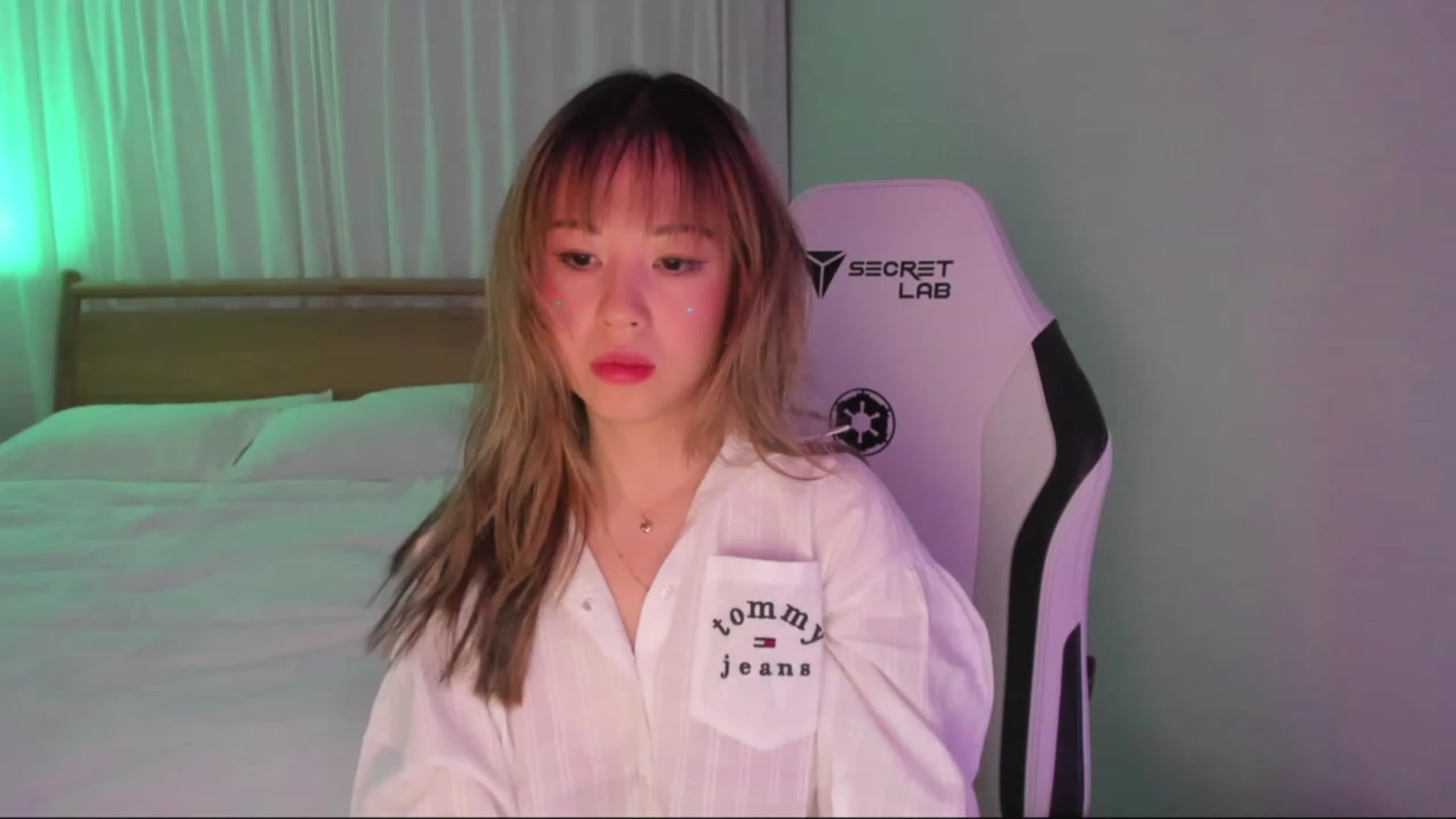 Gallery image thumbnail from daisyy_'s myfreecams stream on, 12/17/2023, 07:47 image 8 of 20
