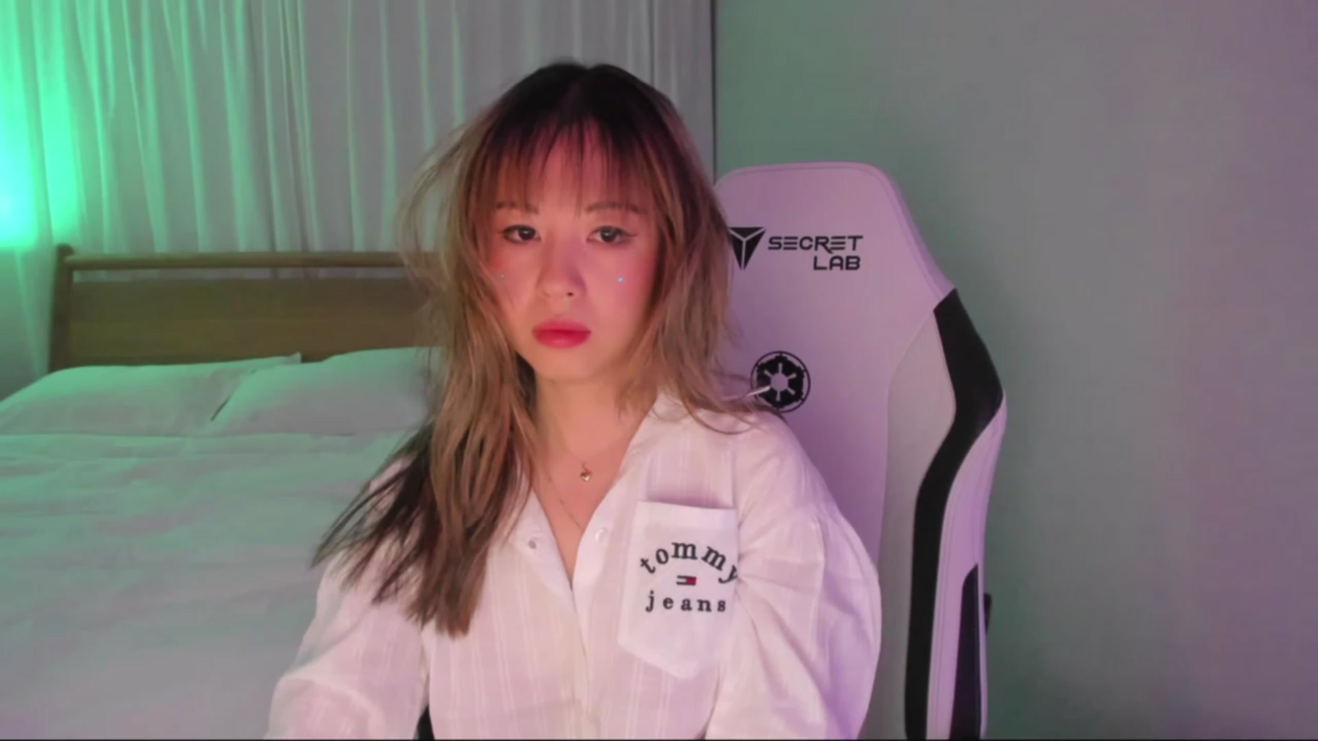 Gallery image thumbnail from daisyy_'s myfreecams stream on, 12/17/2023, 07:47 image 7 of 20