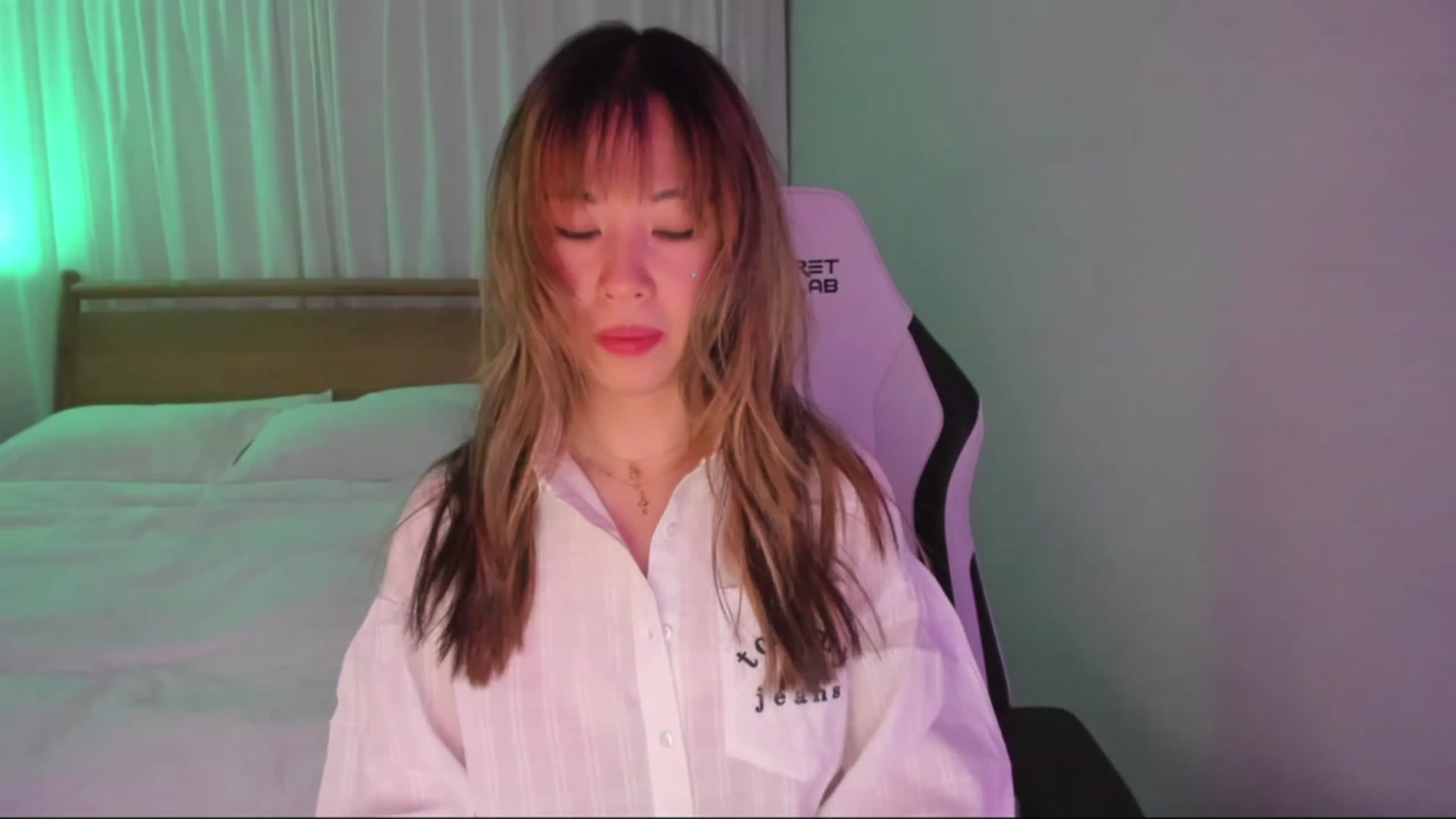 Gallery image thumbnail from daisyy_'s myfreecams stream on, 12/17/2023, 08:54 image 12 of 20
