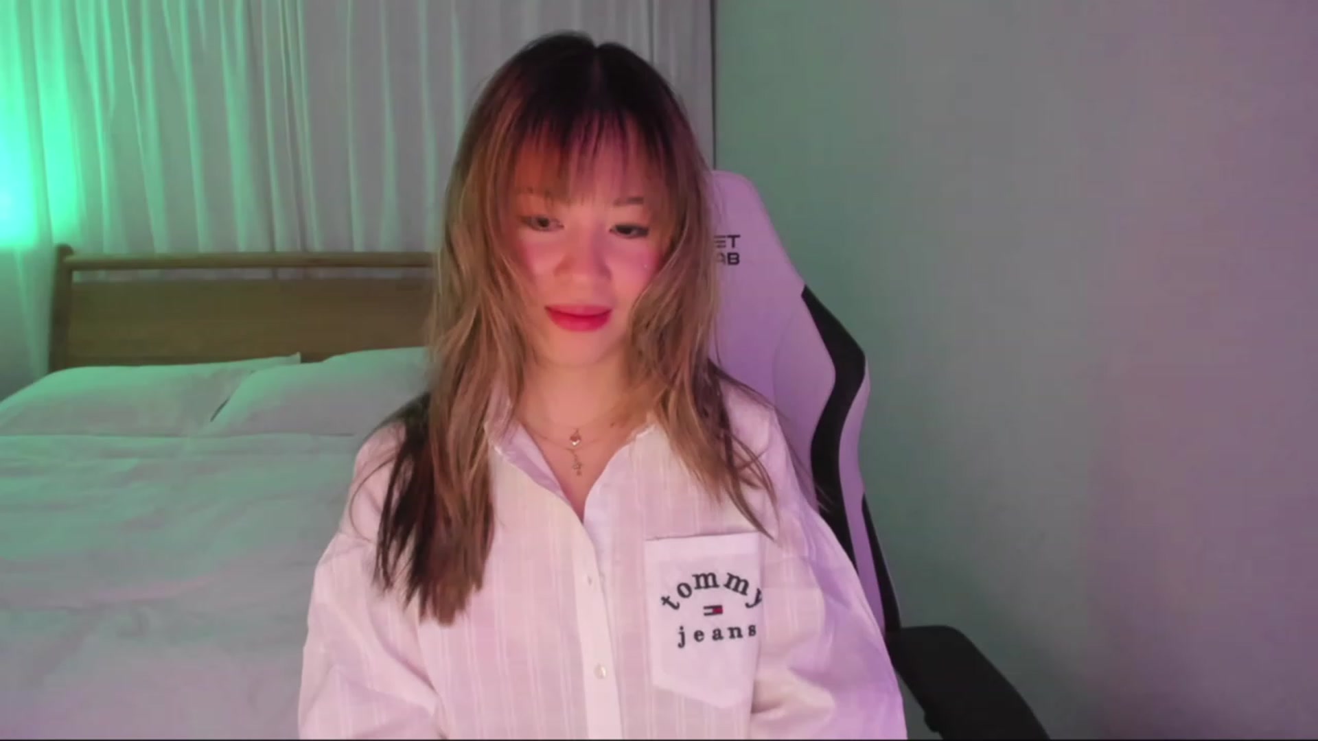 Gallery image thumbnail from daisyy_'s myfreecams stream on, 12/17/2023, 08:54 image 11 of 20