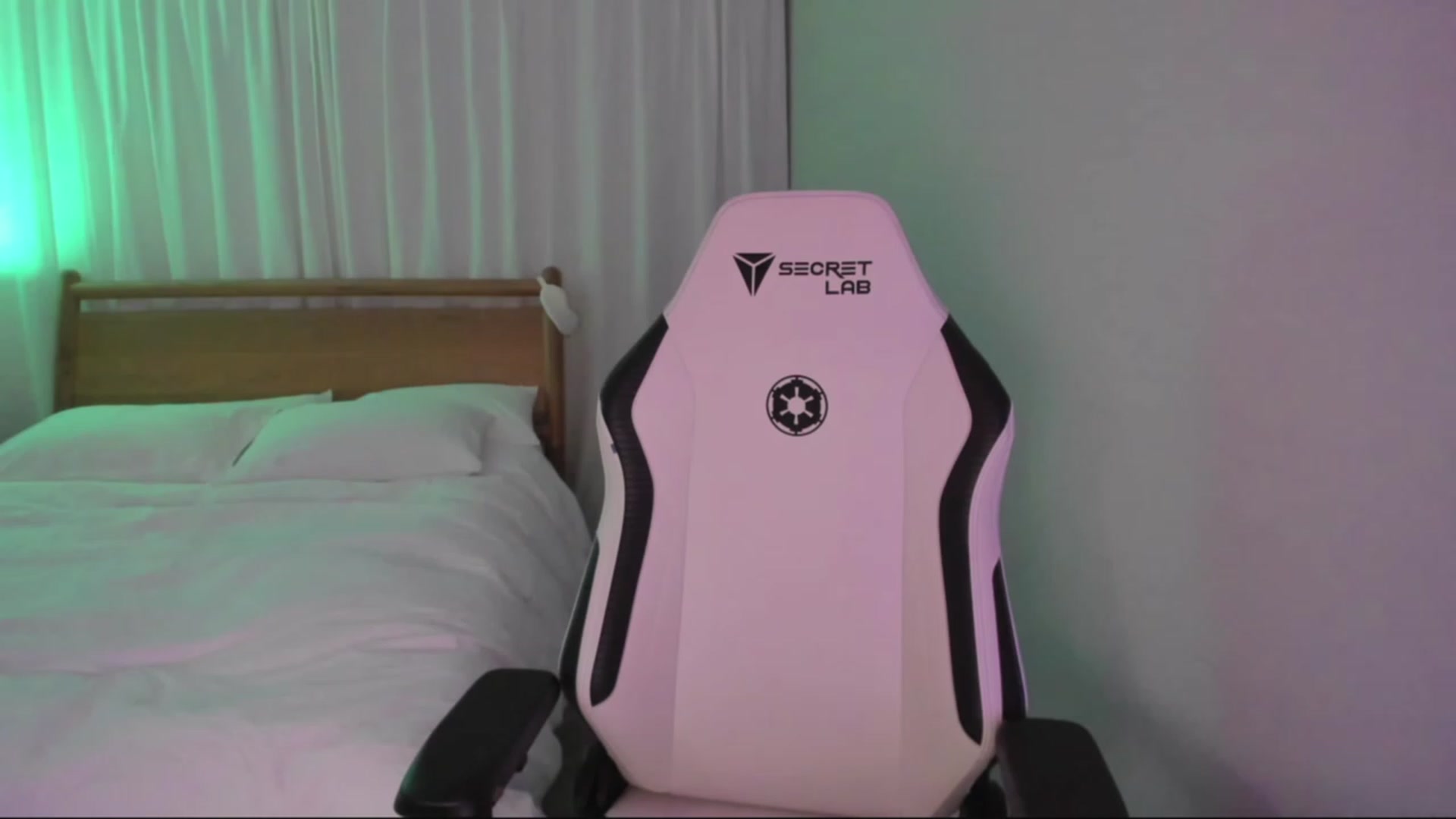Gallery image thumbnail from daisyy_'s myfreecams stream on, 12/17/2023, 08:54 image 16 of 20