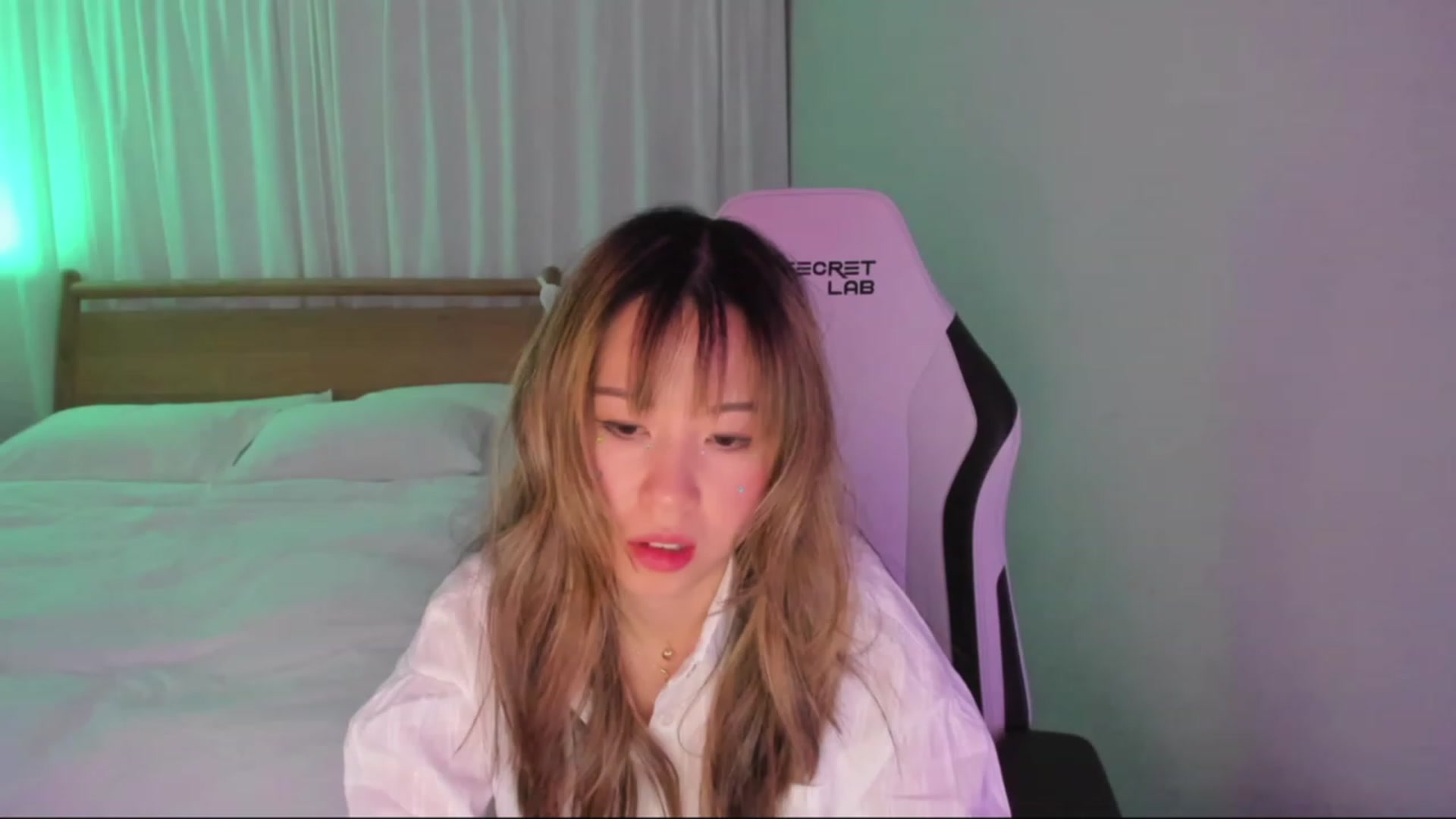 Gallery image thumbnail from daisyy_'s myfreecams stream on, 12/17/2023, 08:54 image 7 of 20